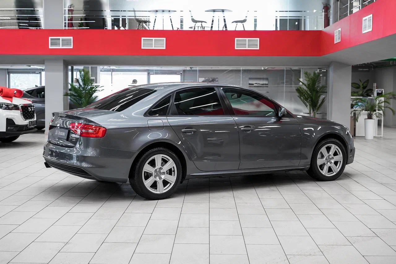 Audi A4 2012, серый, ДЦ Орехово
