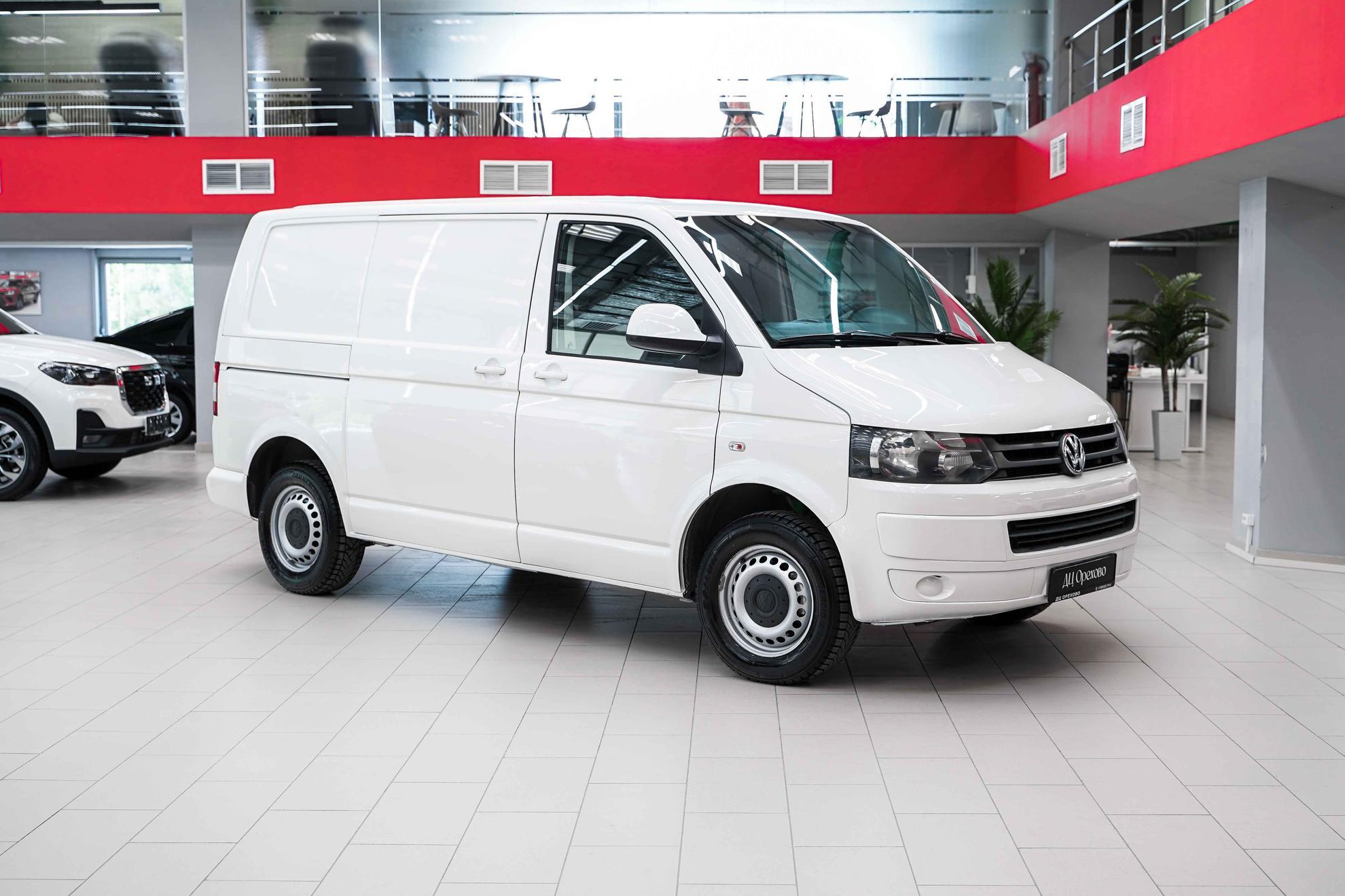 Volkswagen Transporter 2011, белый, ДЦ Орехово