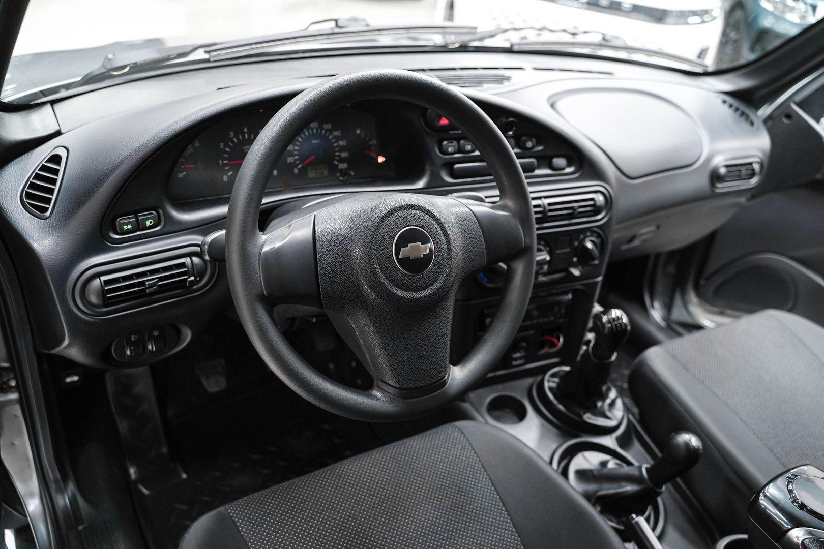 Chevrolet Niva 2013, серый, ДЦ Орехово