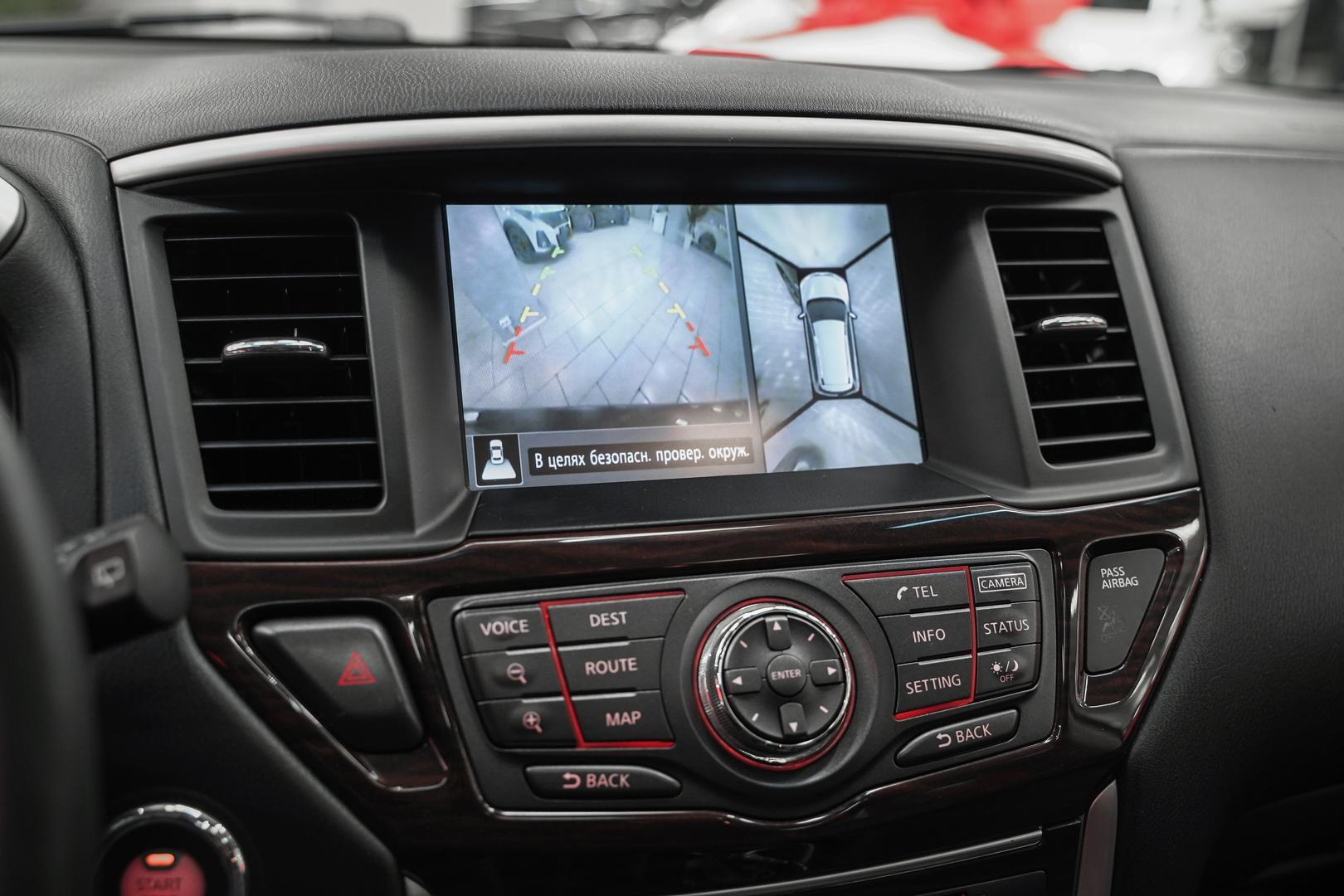 Nissan Pathfinder 2014, синий, ДЦ Орехово
