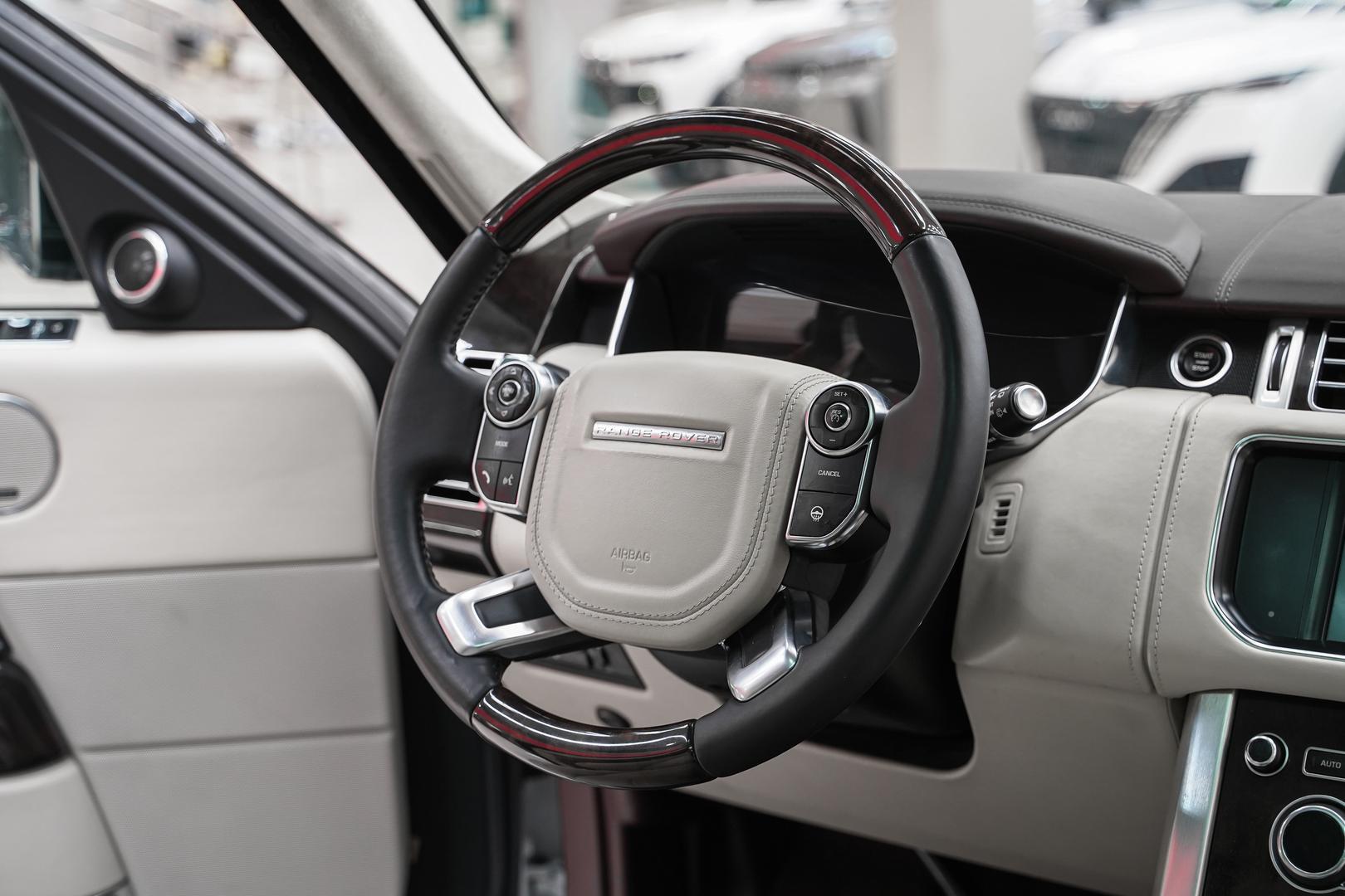 Land Rover Range Rover 2015, белый, ДЦ Орехово