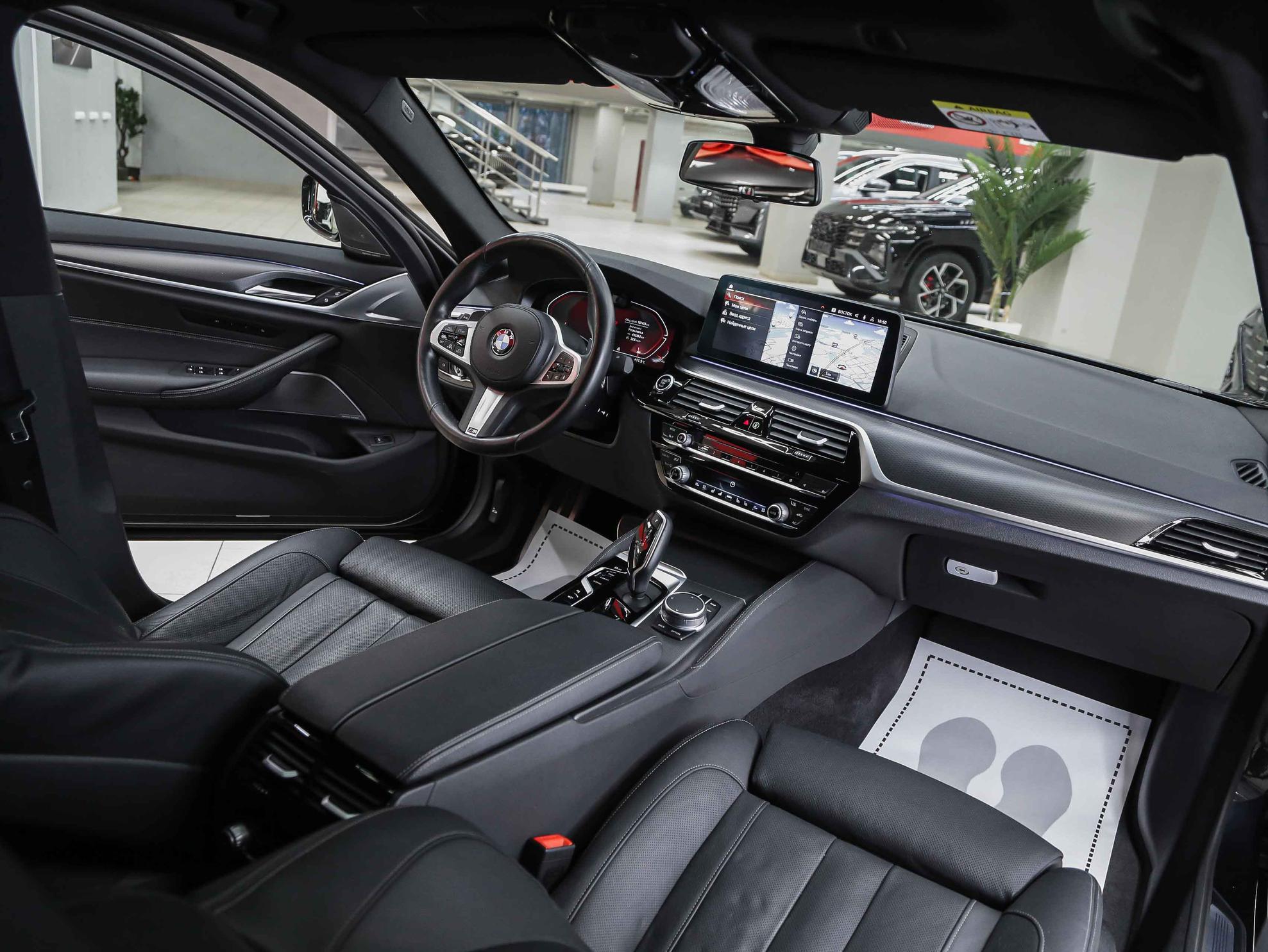 BMW 5 серии 2020, черный, ДЦ Орехово