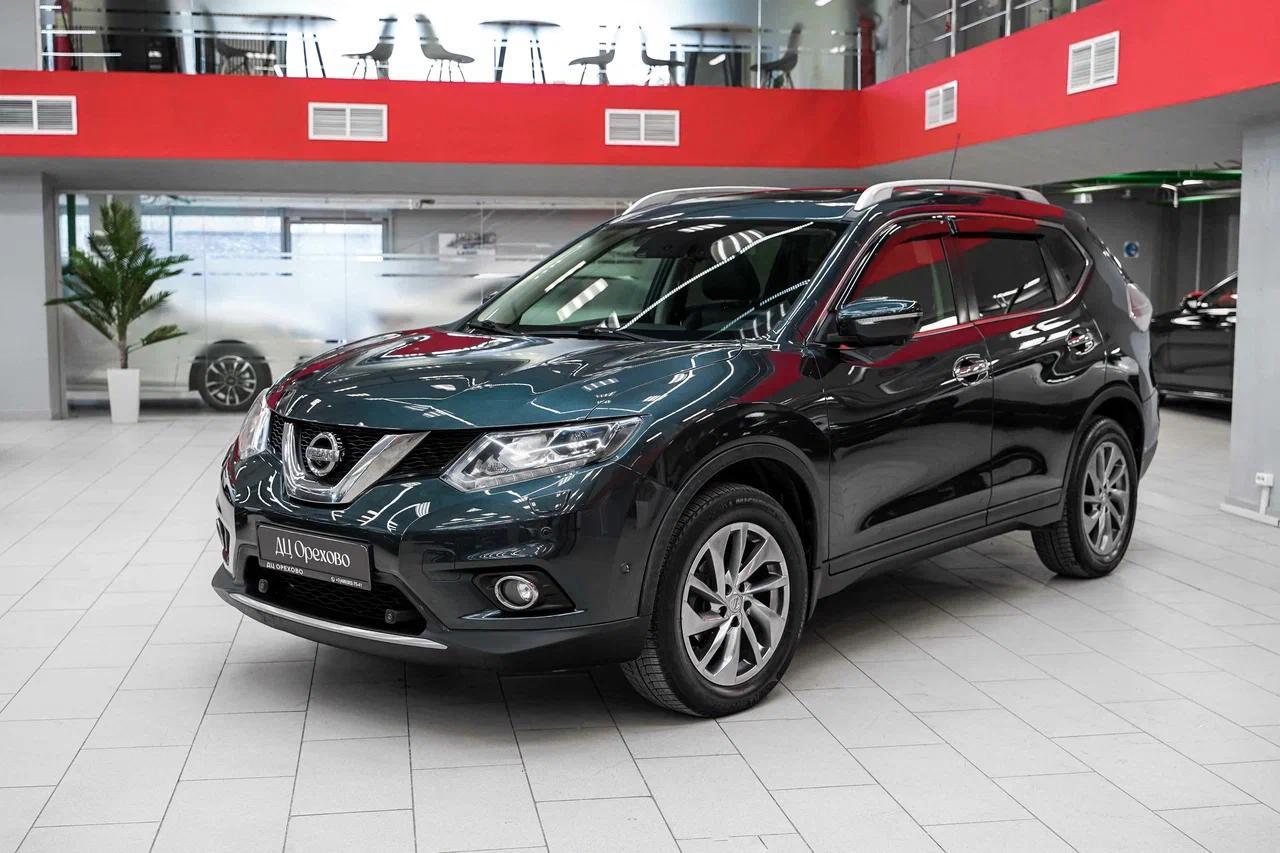 Nissan X-Trail 2015, синий, ДЦ Орехово