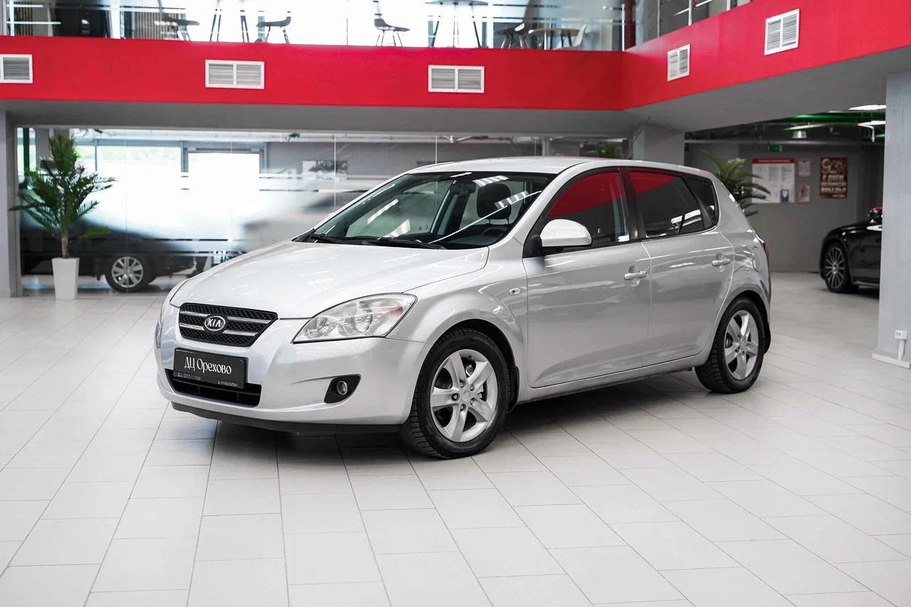 Kia Ceed 2008, серебряный, ДЦ Орехово