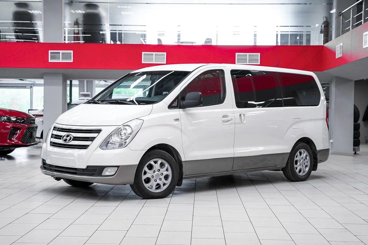 Hyundai H-1 2015, белый, ДЦ Орехово