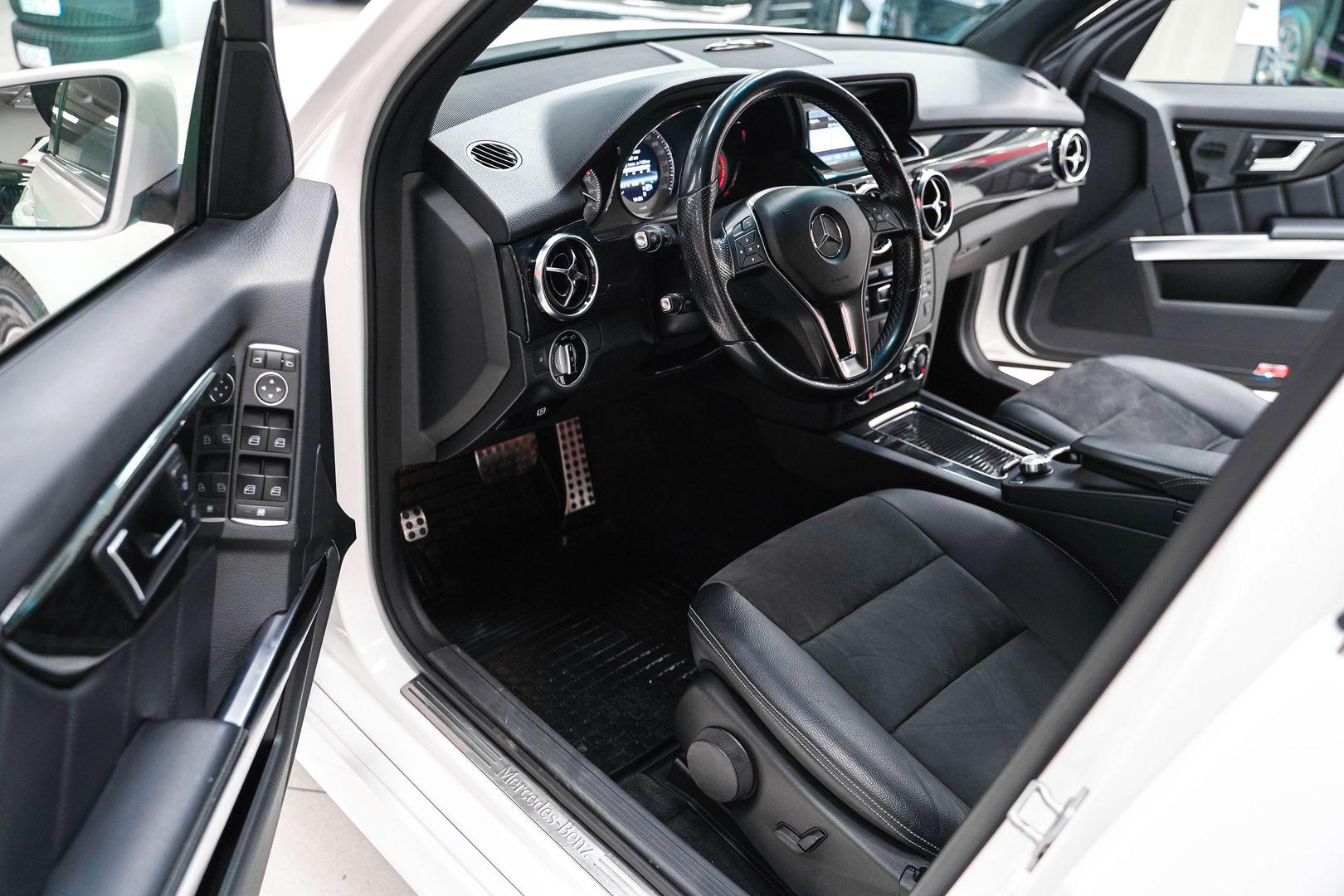 Mercedes-Benz GLK-Класс 2012, белый, ДЦ Орехово