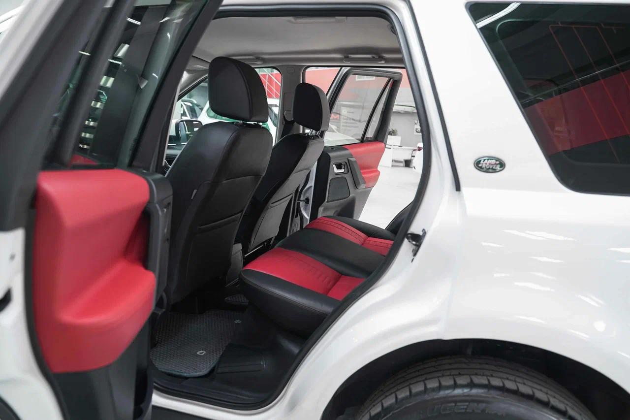 Land Rover Freelander 2013, белый, ДЦ Орехово