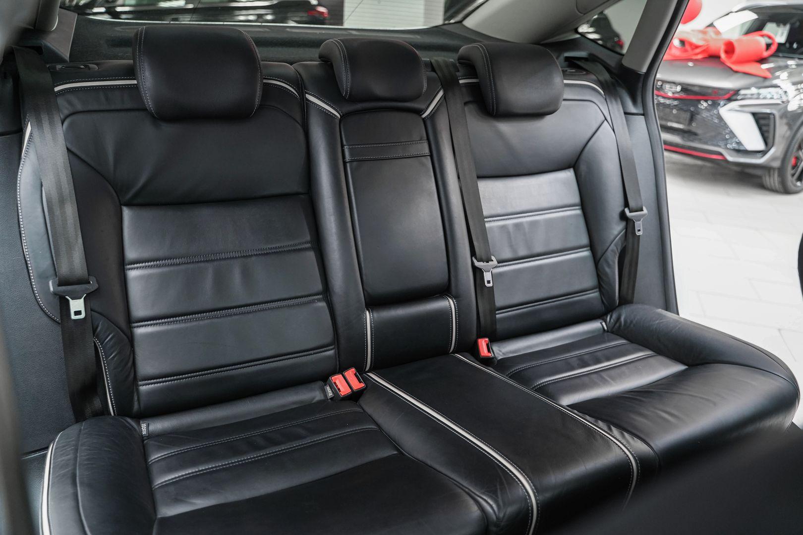 Ford Mondeo 2012, белый, ДЦ Орехово