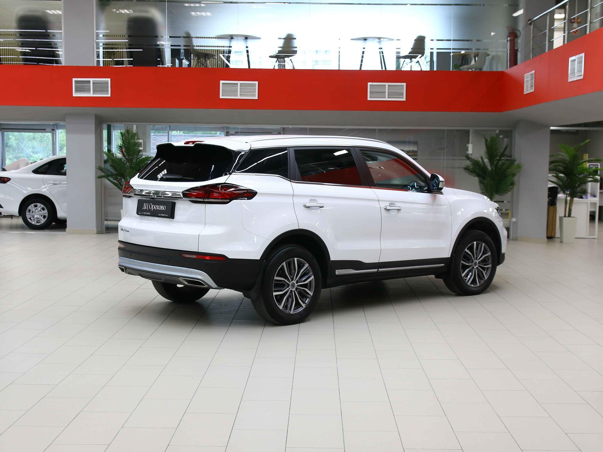Geely Atlas Pro 2022, белый, ДЦ Орехово