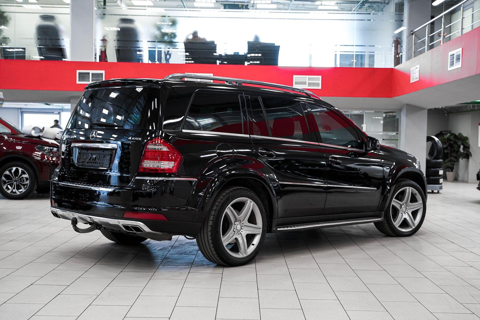 Mercedes-Benz GL-Класс 2011, черный, ДЦ Орехово