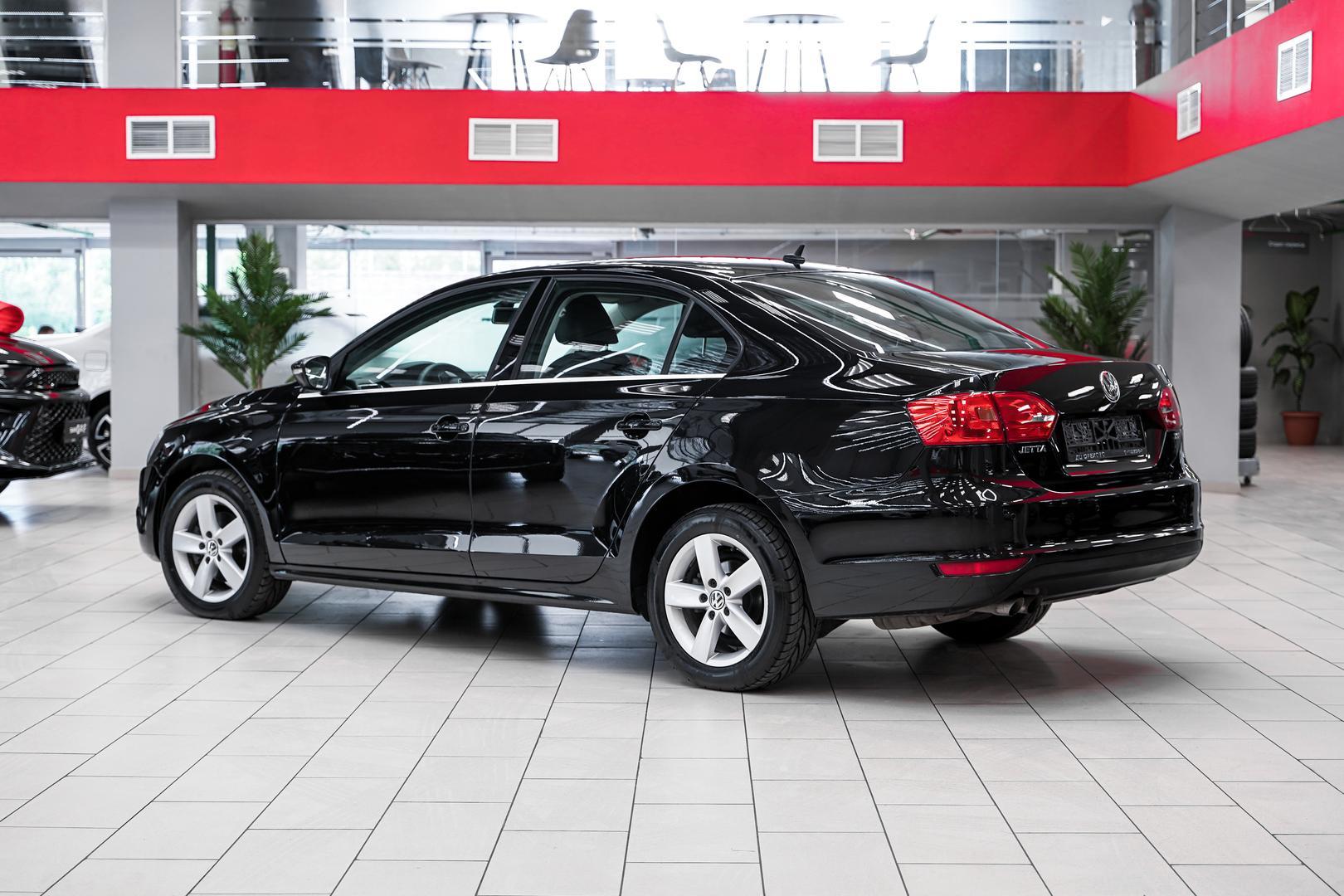 Volkswagen Jetta 2013, черный, ДЦ Орехово
