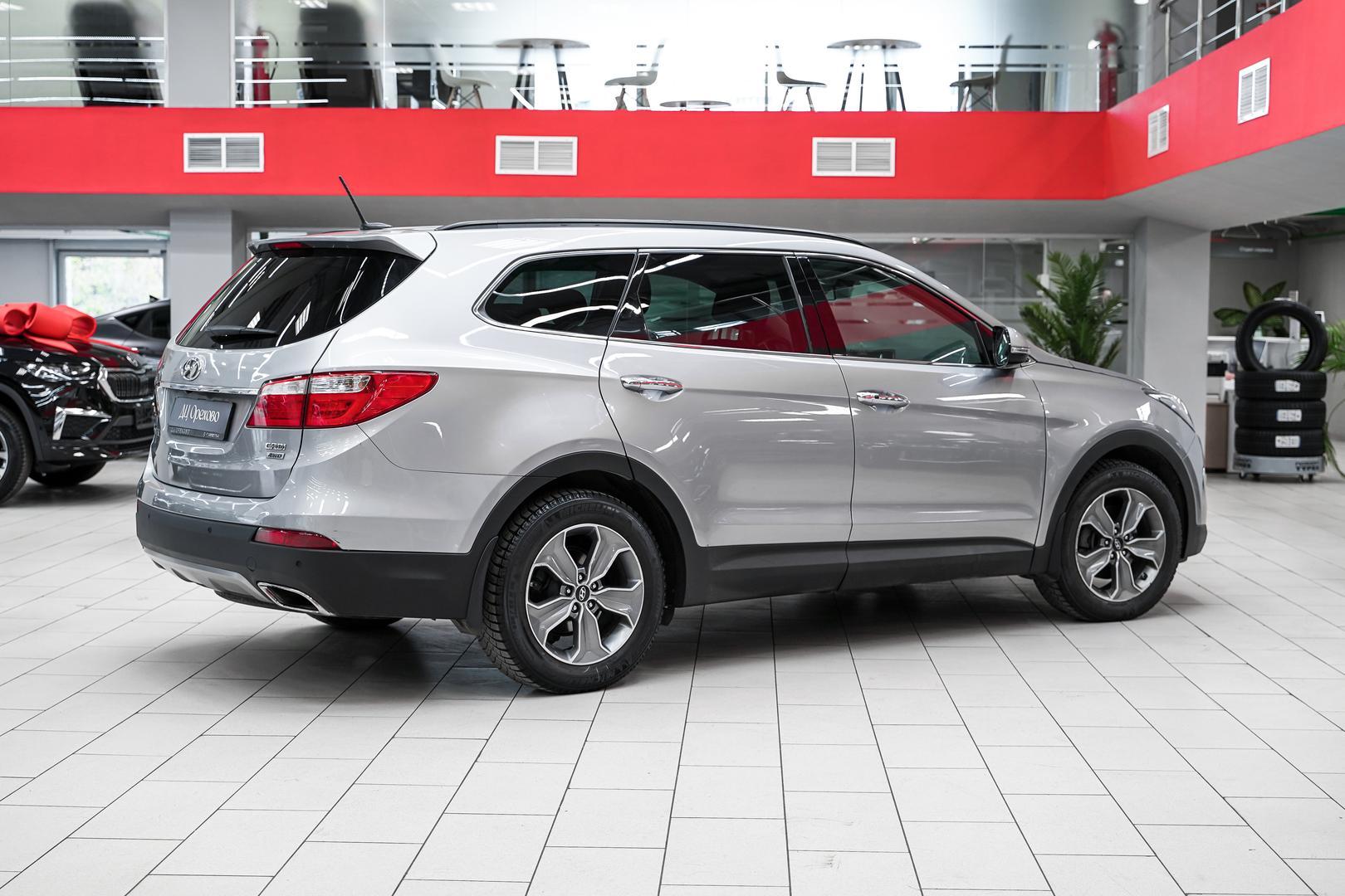 Hyundai Santa Fe 2015, серый, ДЦ Орехово