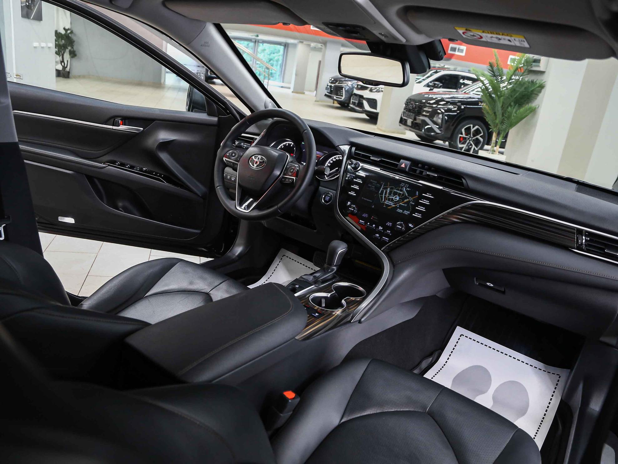 Toyota Camry 2019, черный, ДЦ Орехово