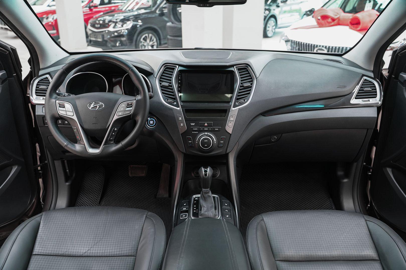 Hyundai Santa Fe 2012, коричневый, ДЦ Орехово