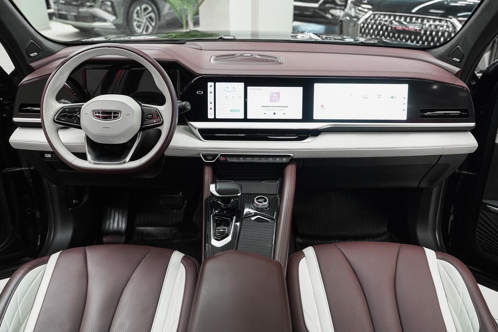 Geely Monjaro 2023, черный, ДЦ Орехово