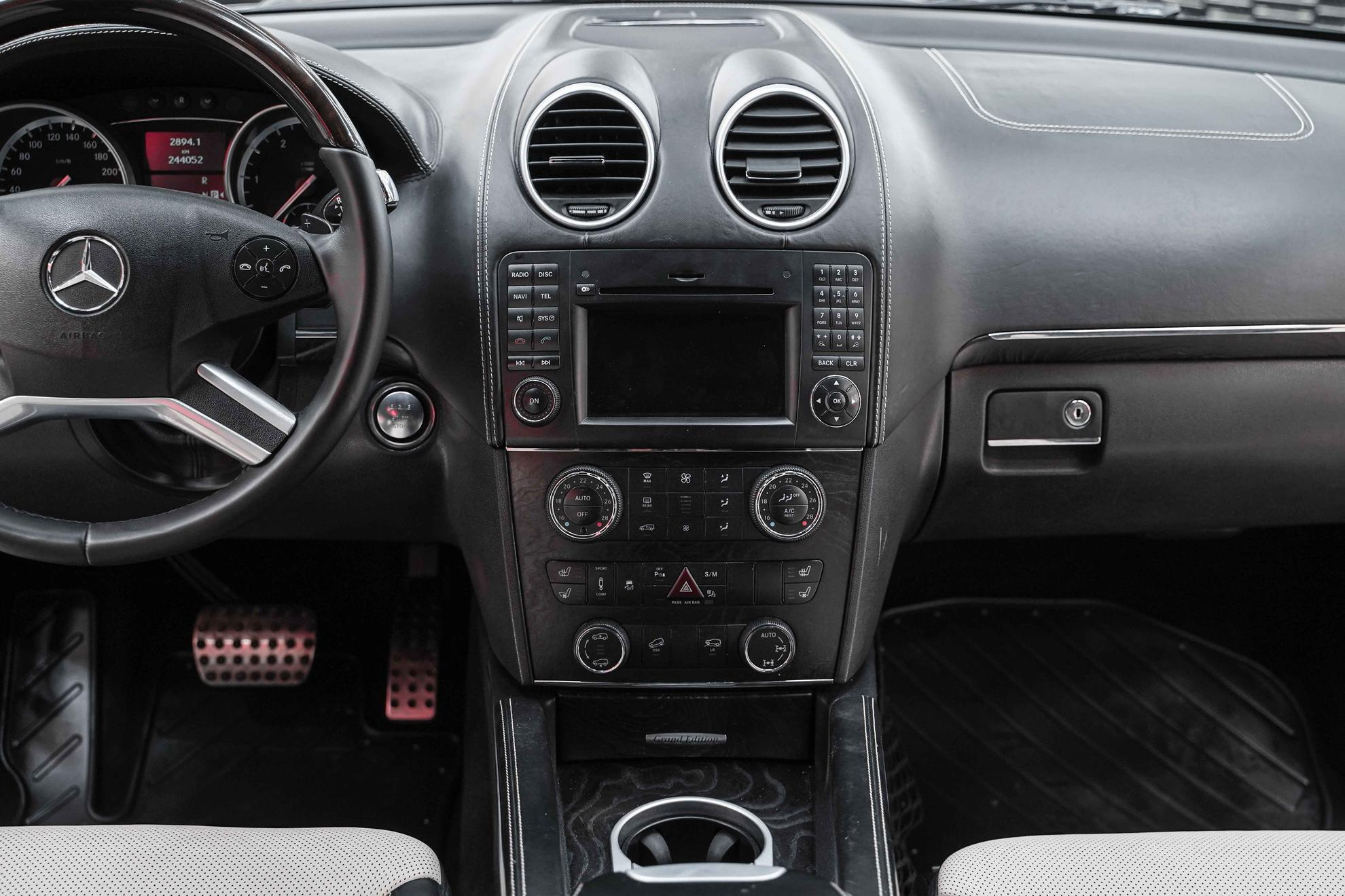 Mercedes-Benz GL-Класс 2012, черный, ДЦ Орехово