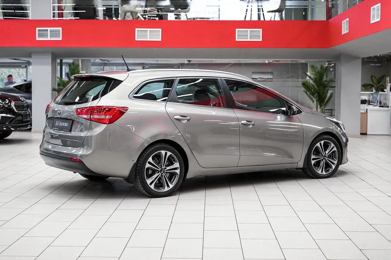 Kia Ceed 2016, серебряный, ДЦ Орехово