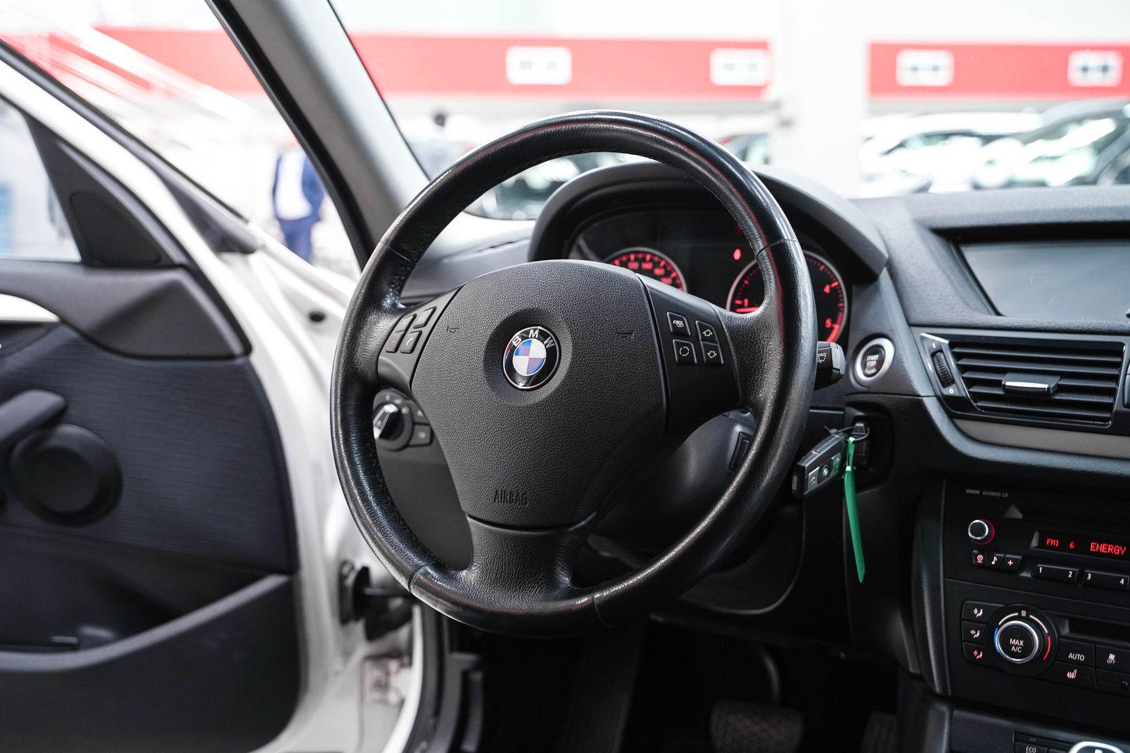 BMW X1 2013, белый, ДЦ Орехово