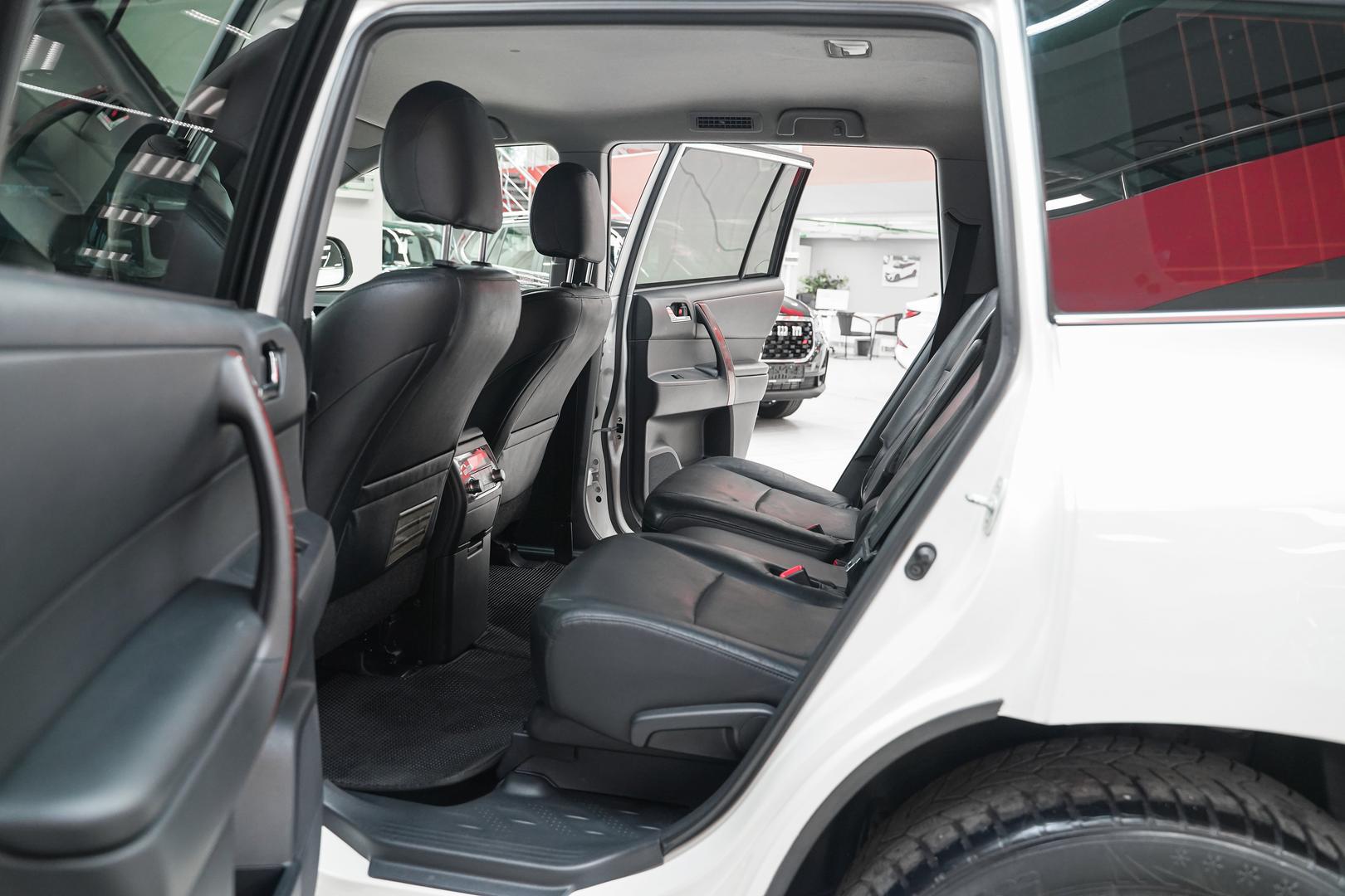 Toyota Highlander 2012, белый, ДЦ Орехово