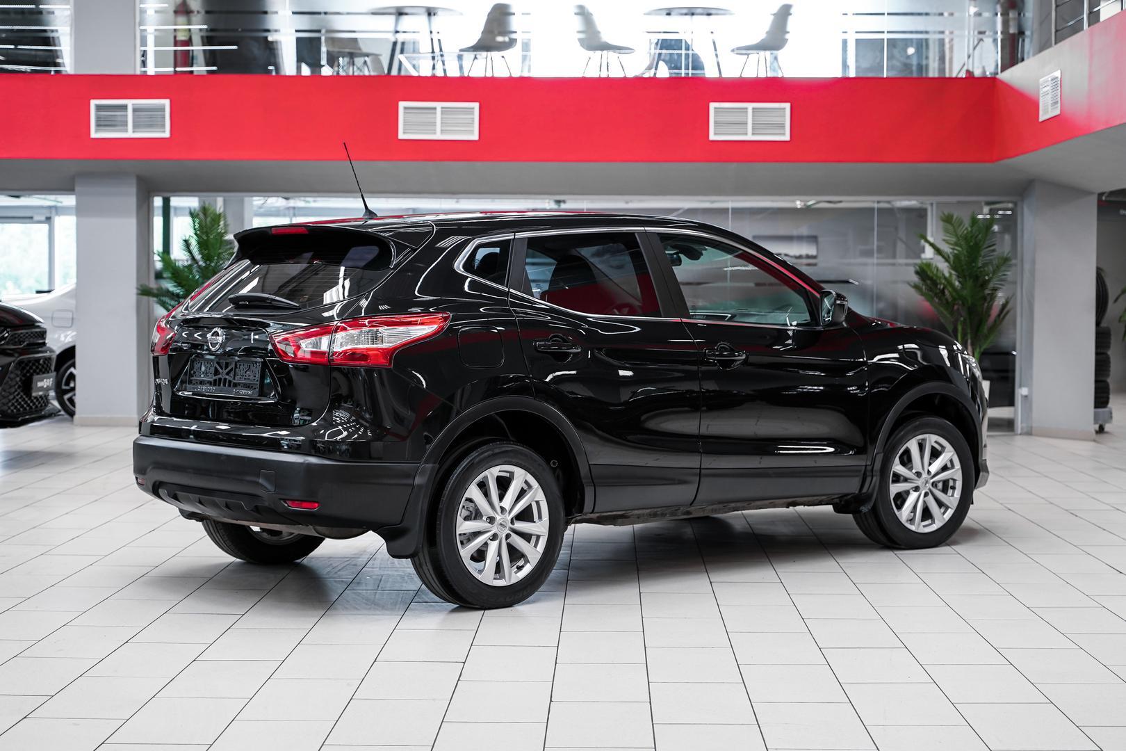 Nissan Qashqai 2014, черный, ДЦ Орехово
