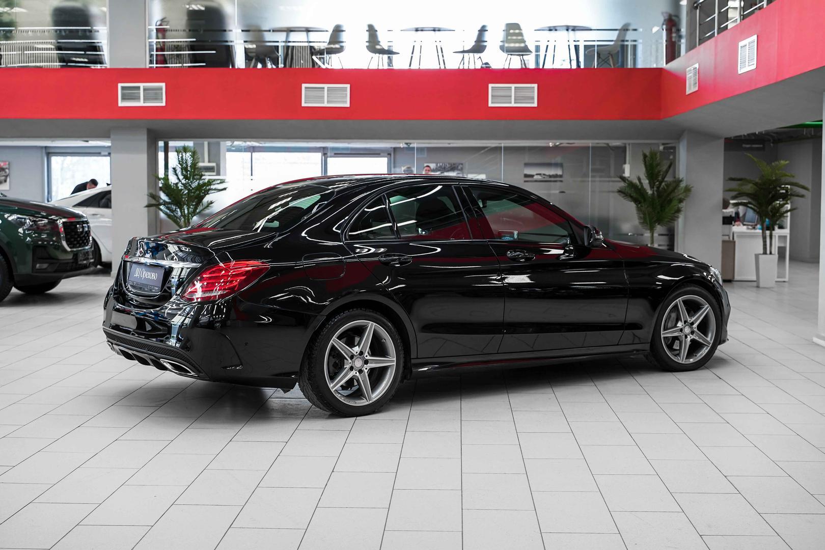 Mercedes-Benz C-Класс 2016, черный, ДЦ Орехово