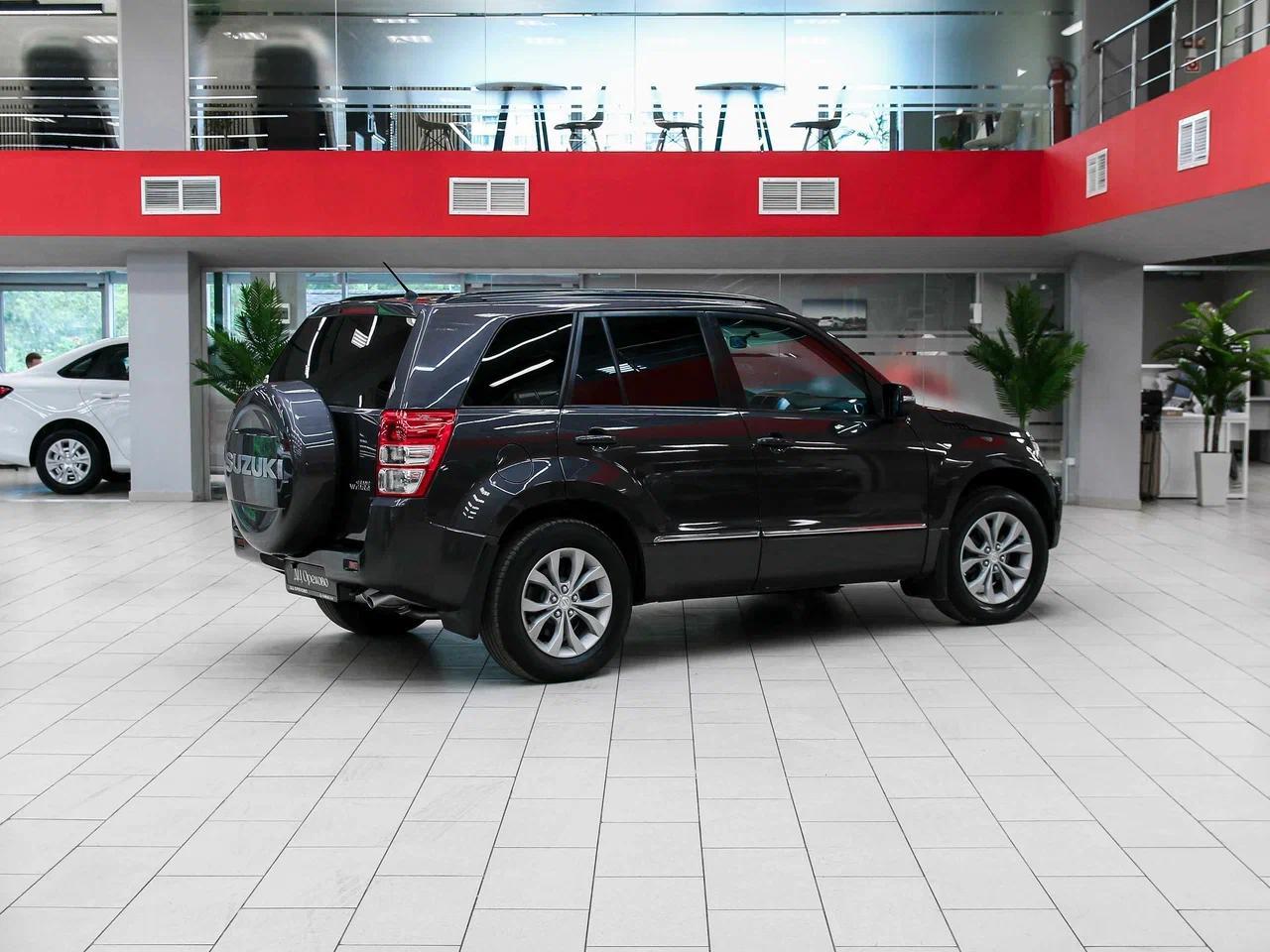 Suzuki Grand Vitara 2013, серый, ДЦ Орехово
