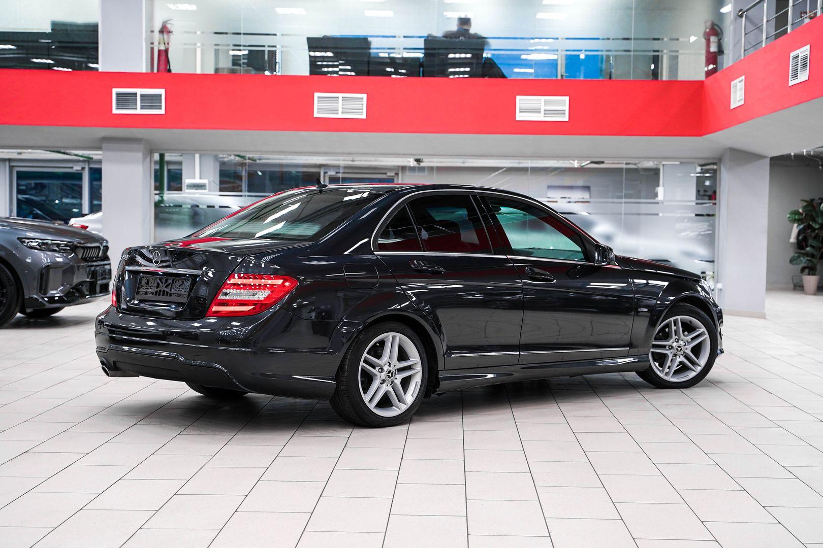 Mercedes-Benz C-Класс 2011, черный, ДЦ Орехово
