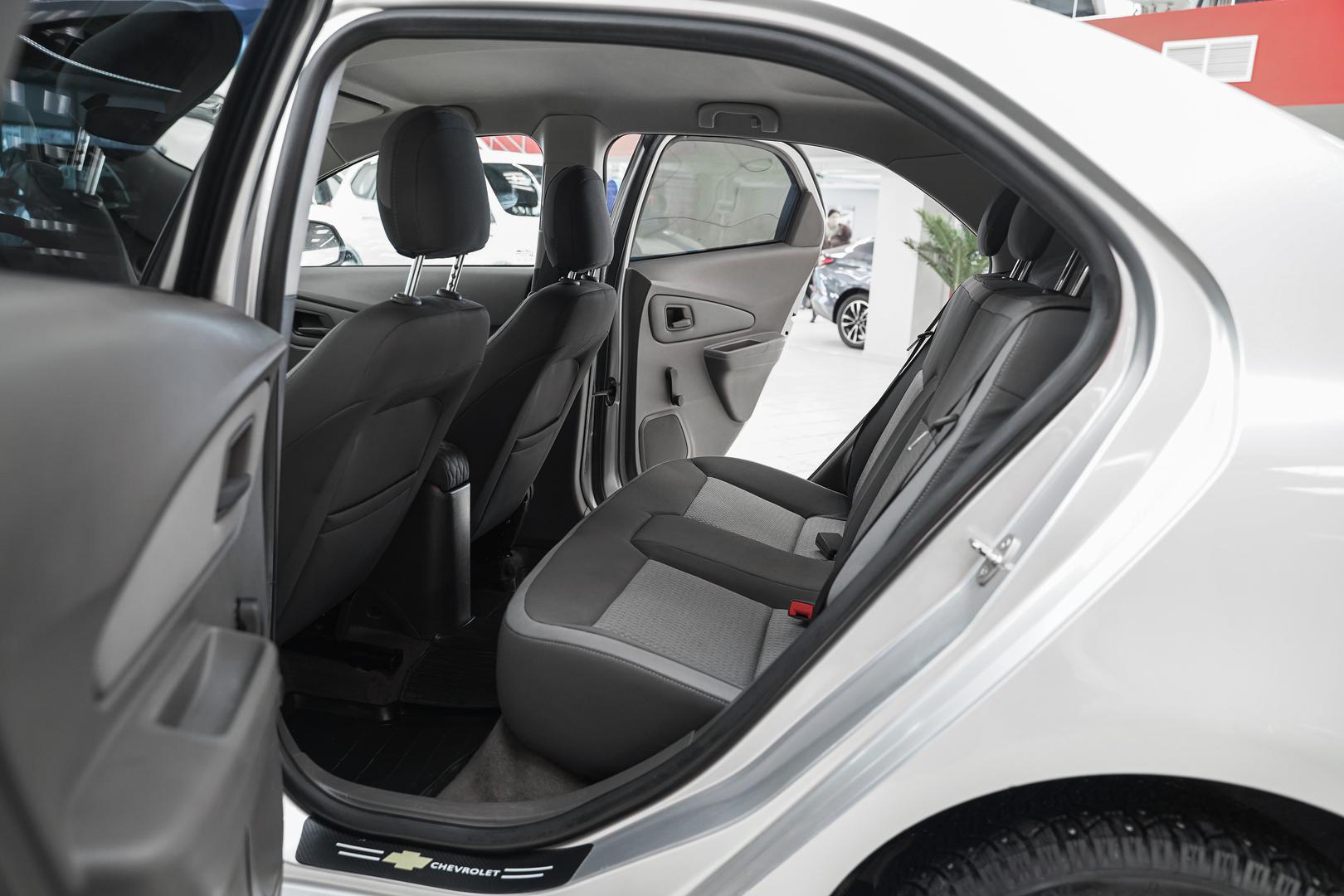 Chevrolet Cobalt 2013, серебряный, ДЦ Орехово