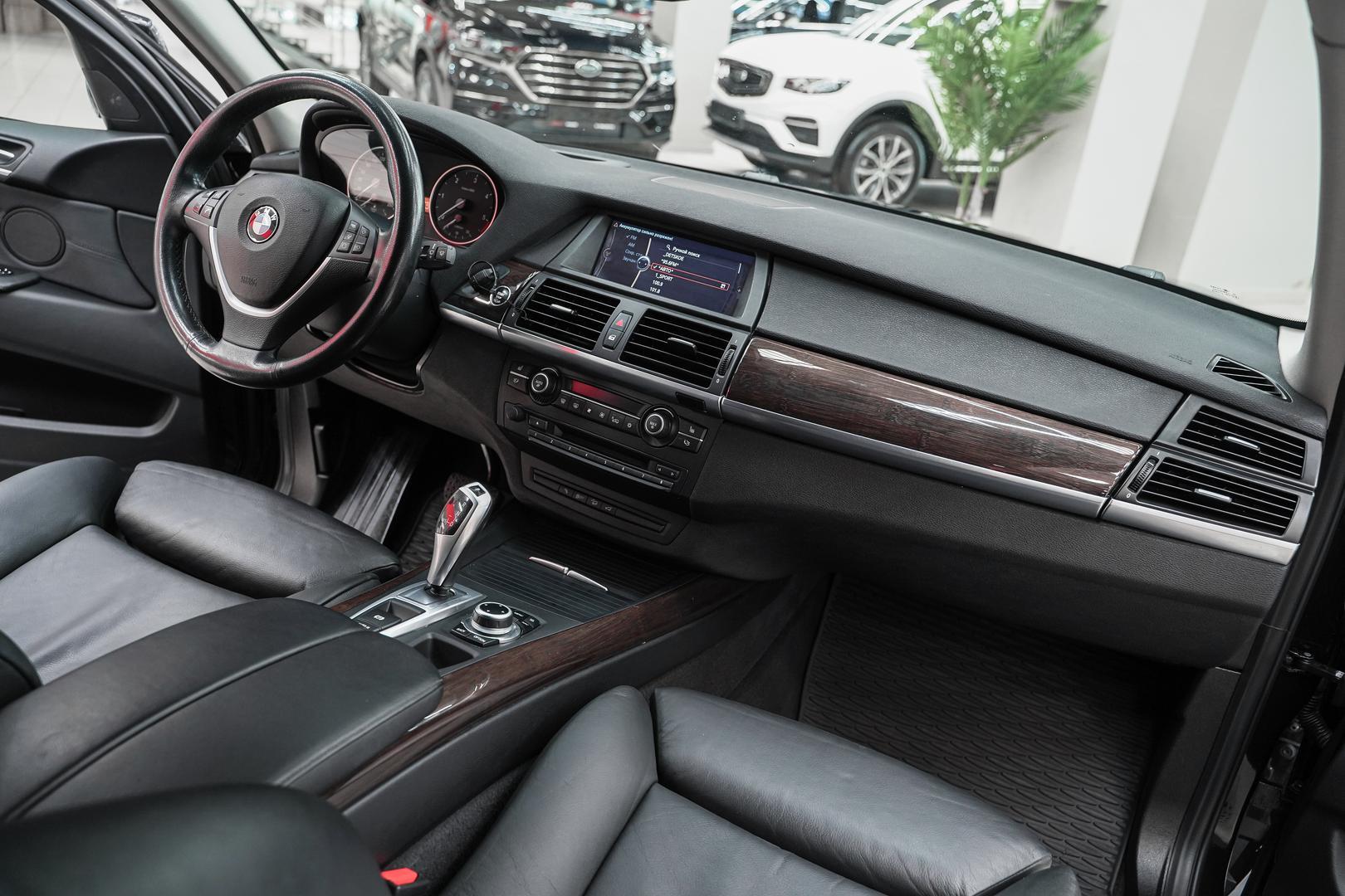 BMW X5 2013, черный, ДЦ Орехово