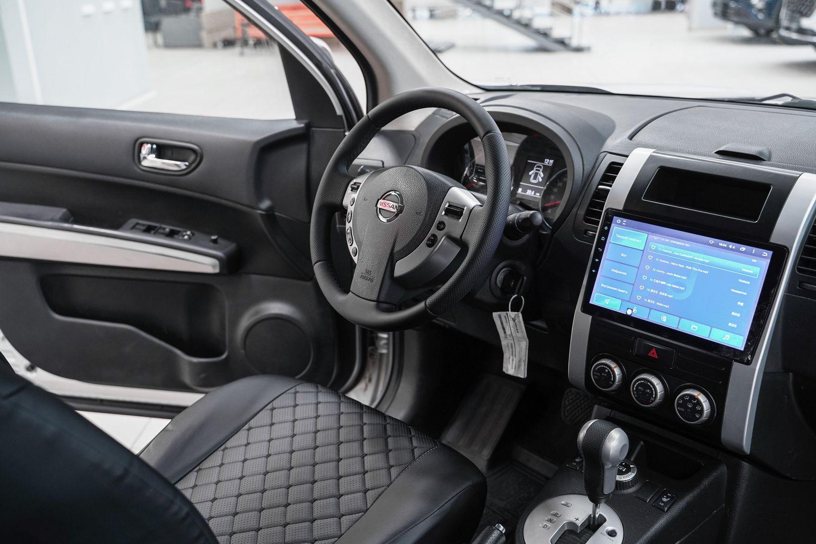 Nissan X-Trail 2012, серебряный, ДЦ Орехово