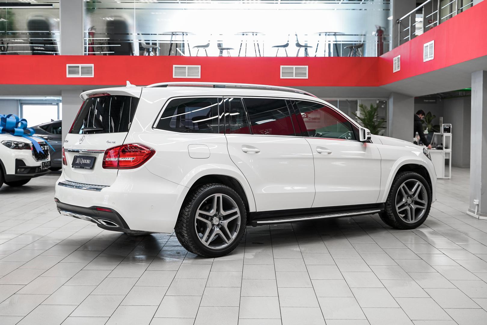 Mercedes-Benz GLS 2016, белый, ДЦ Орехово