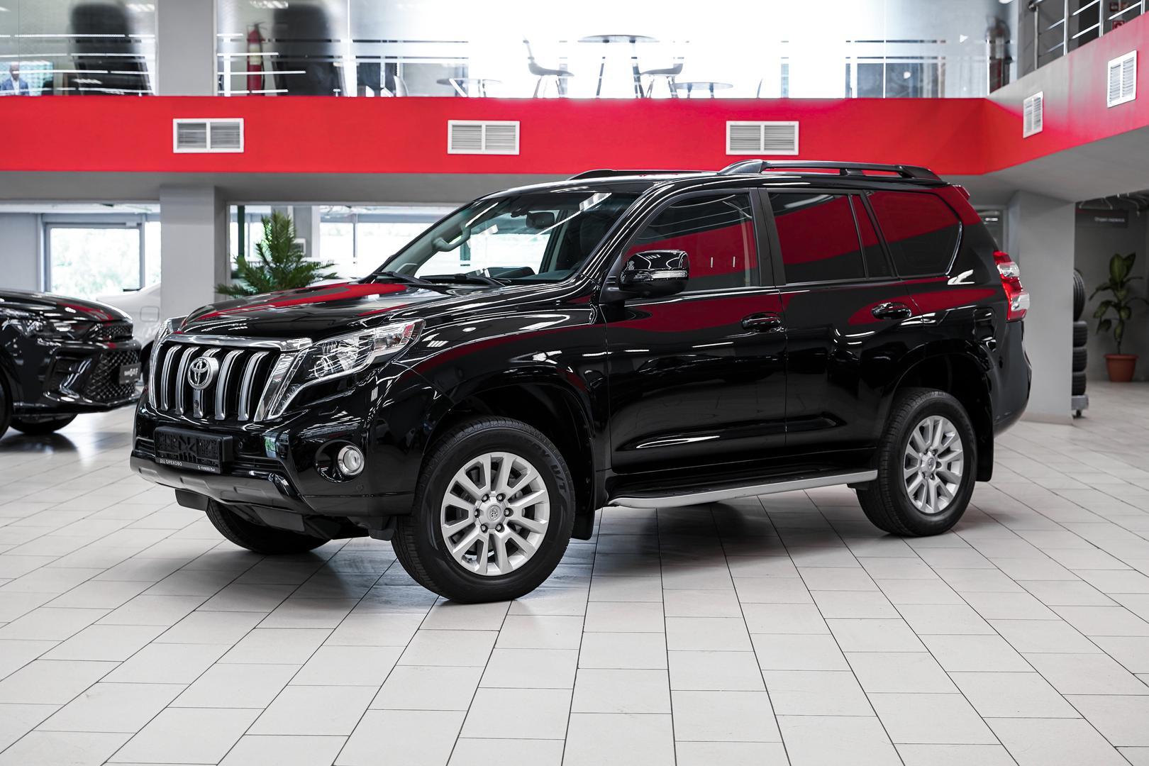 Toyota Land Cruiser Prado 2014, черный, ДЦ Орехово