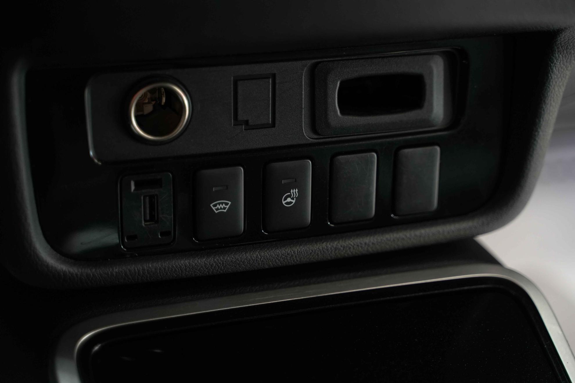 Mitsubishi Outlander 2019, черный, ДЦ Орехово