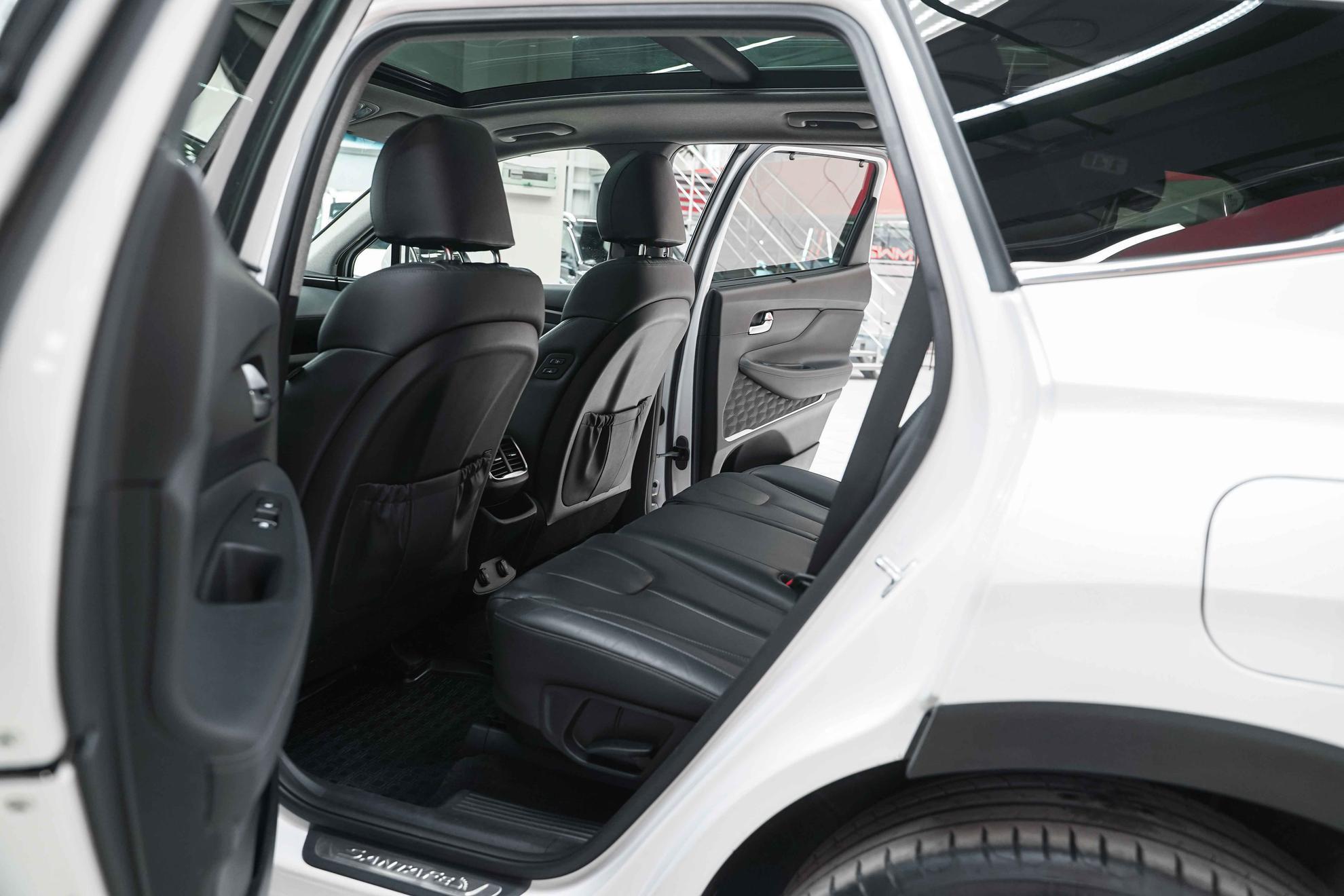Hyundai Santa Fe 2018, белый, ДЦ Орехово