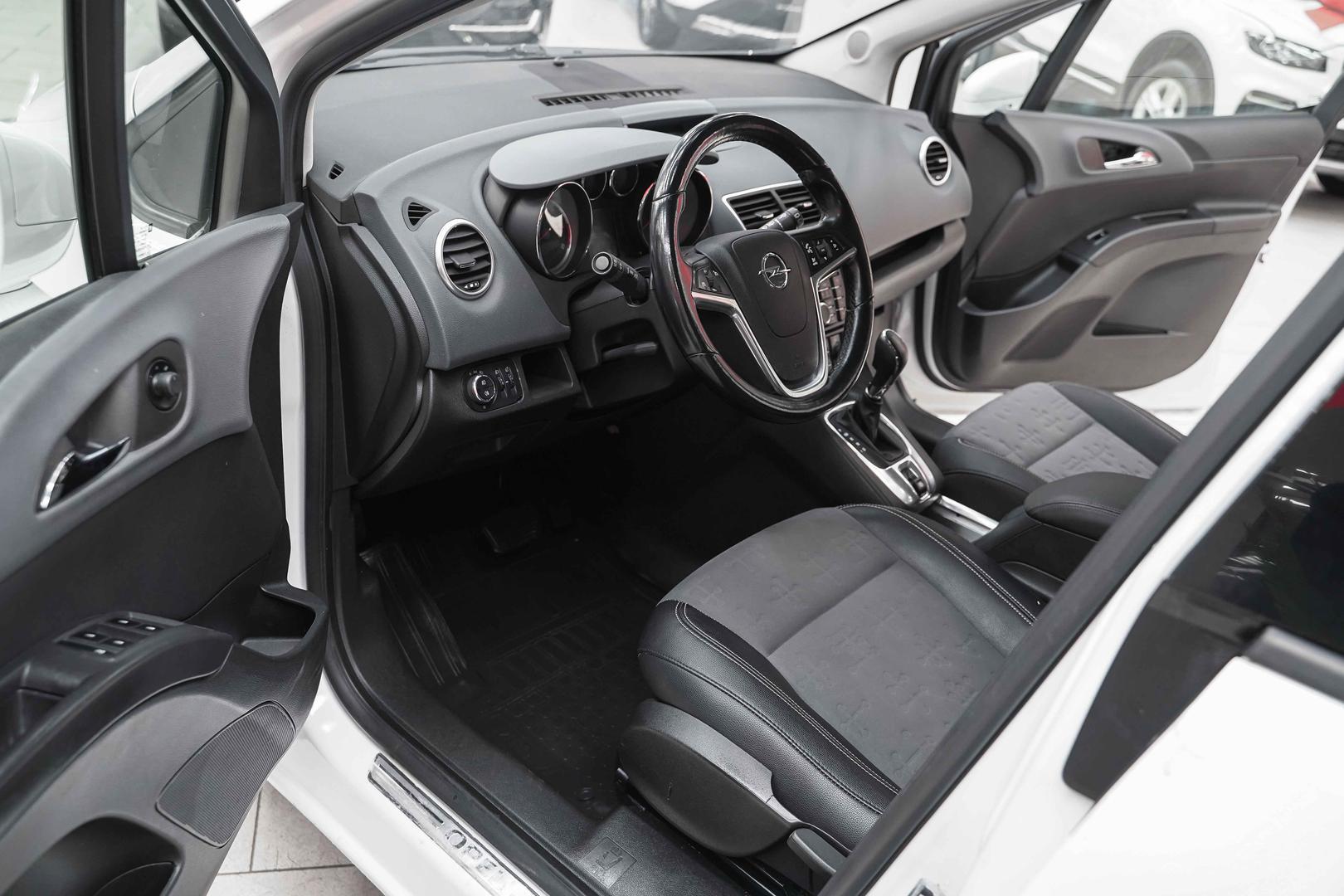 Opel Meriva 2011, белый, ДЦ Орехово