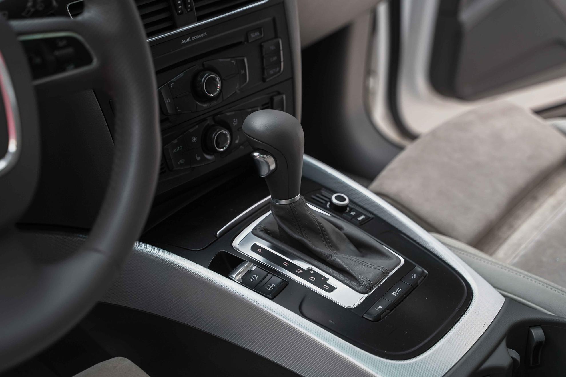 Audi Q5 2011, белый, ДЦ Орехово