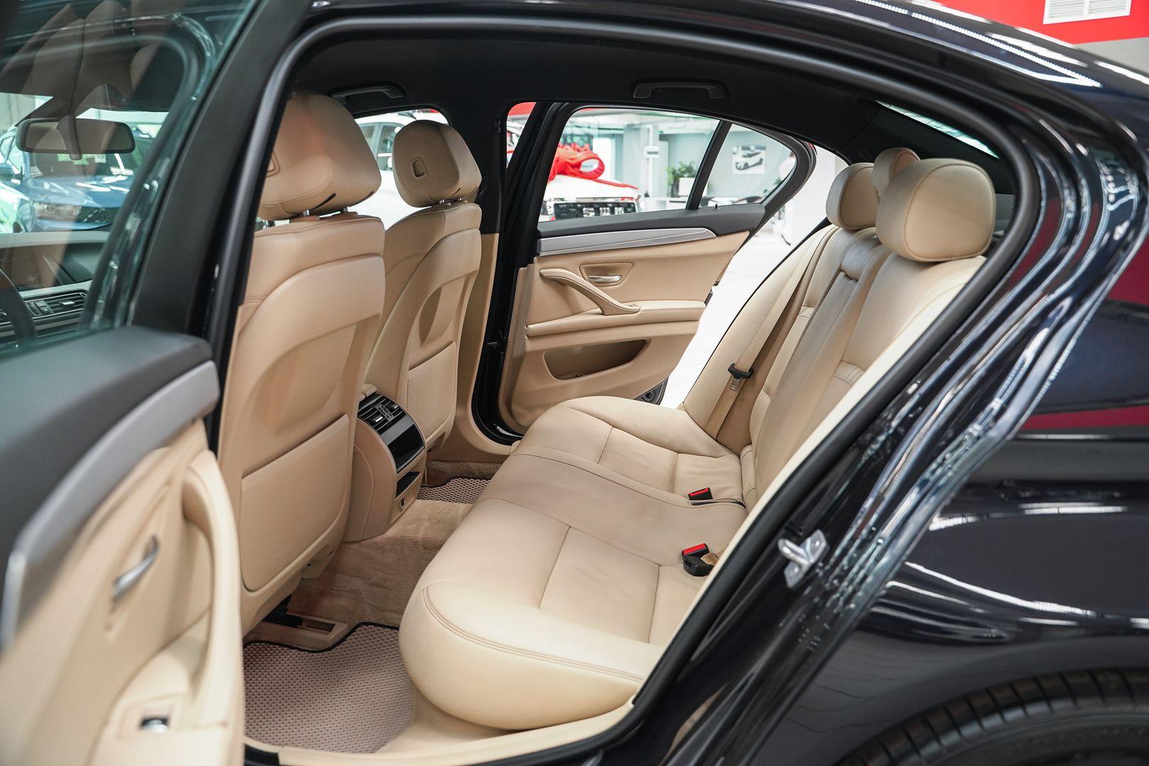 BMW 5 серии 2014, черный, ДЦ Орехово
