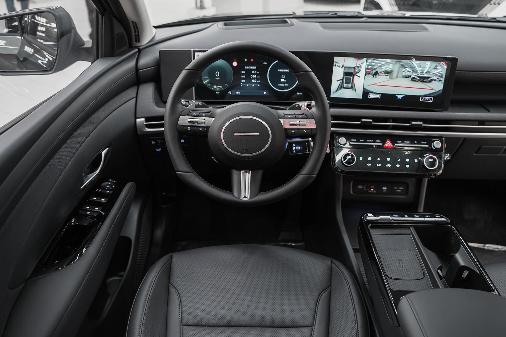 Hyundai Tucson 2025, серый, ДЦ Орехово