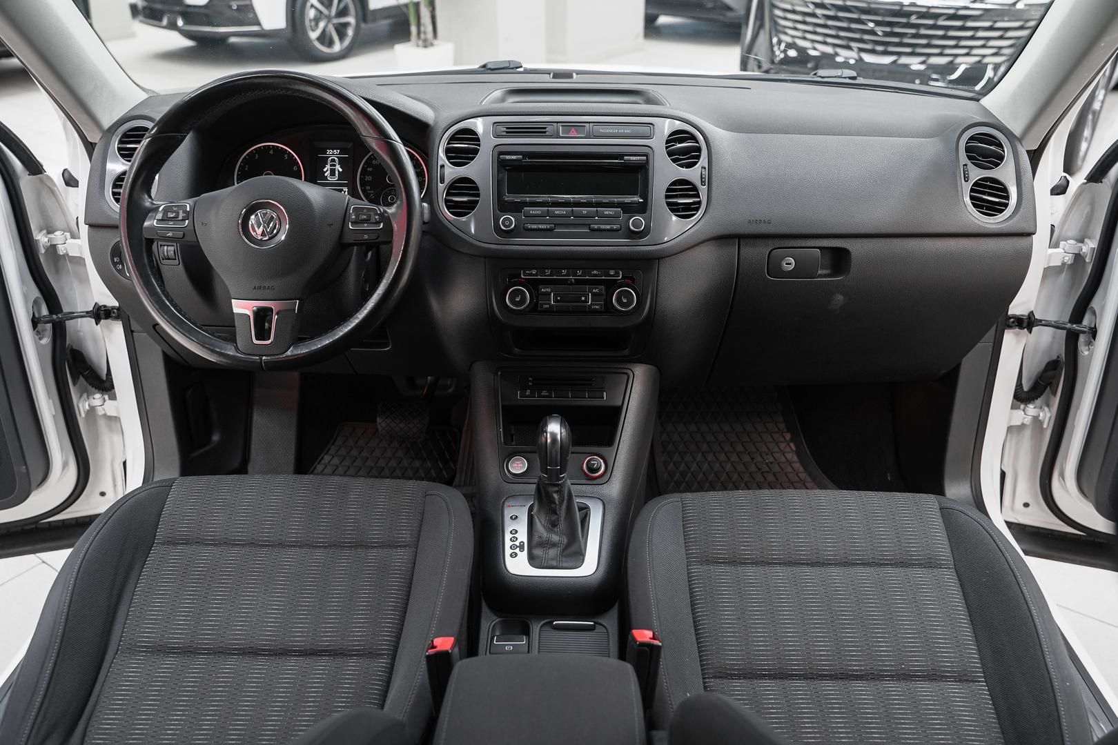Volkswagen Tiguan 2013, белый, ДЦ Орехово