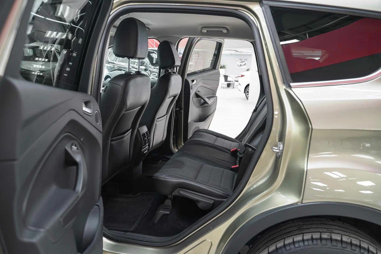 Ford Kuga 2014, зеленый, ДЦ Орехово