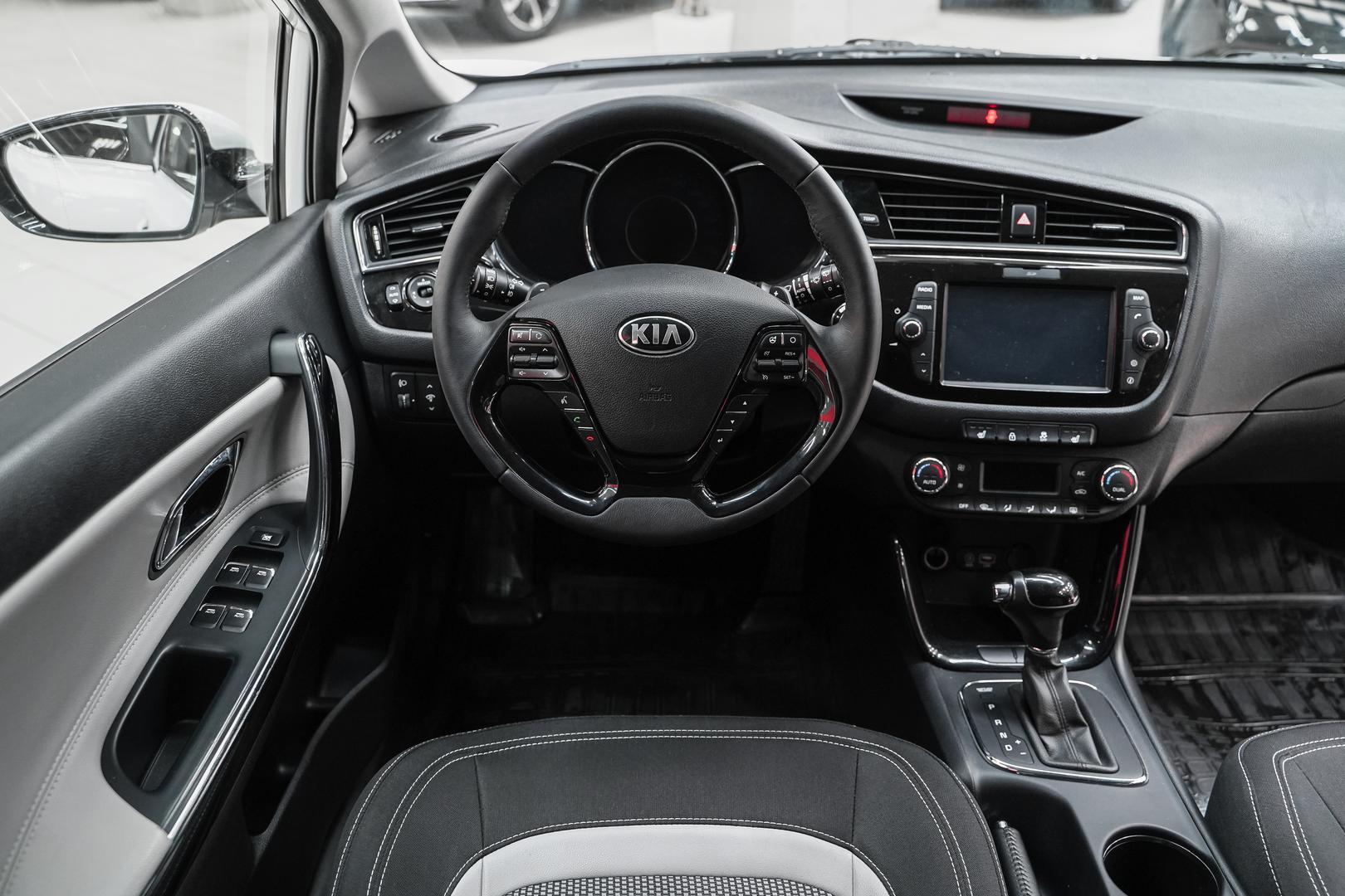 Kia Ceed 2018, белый, ДЦ Орехово