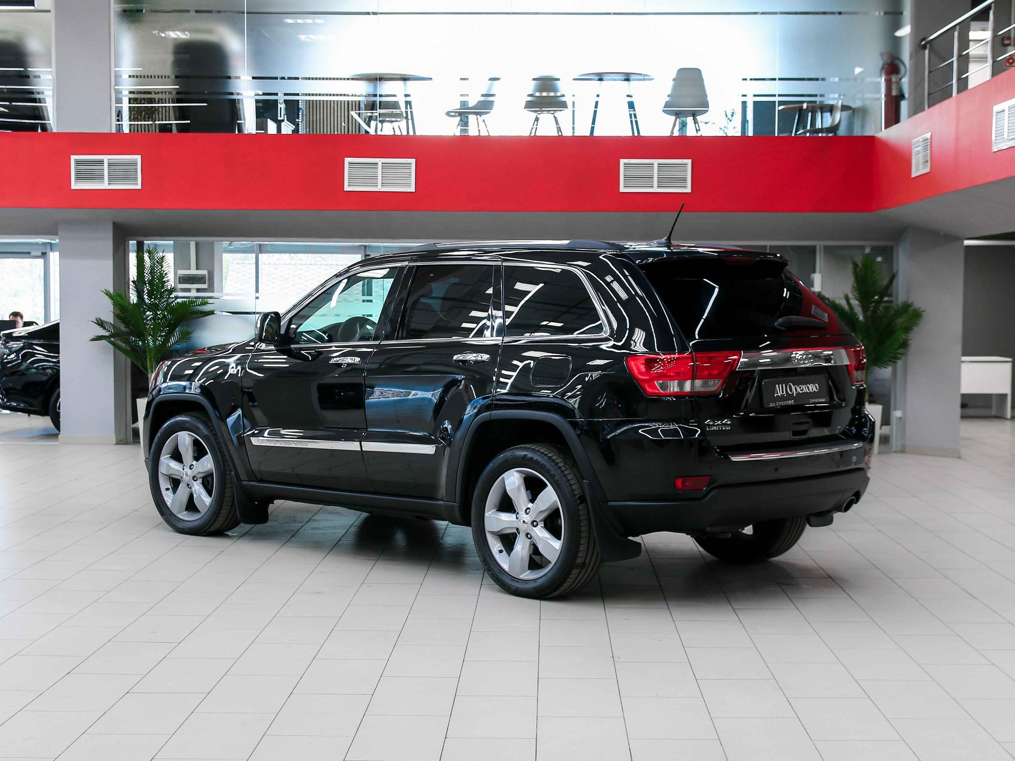 Jeep Grand Cherokee 2011, черный, ДЦ Орехово