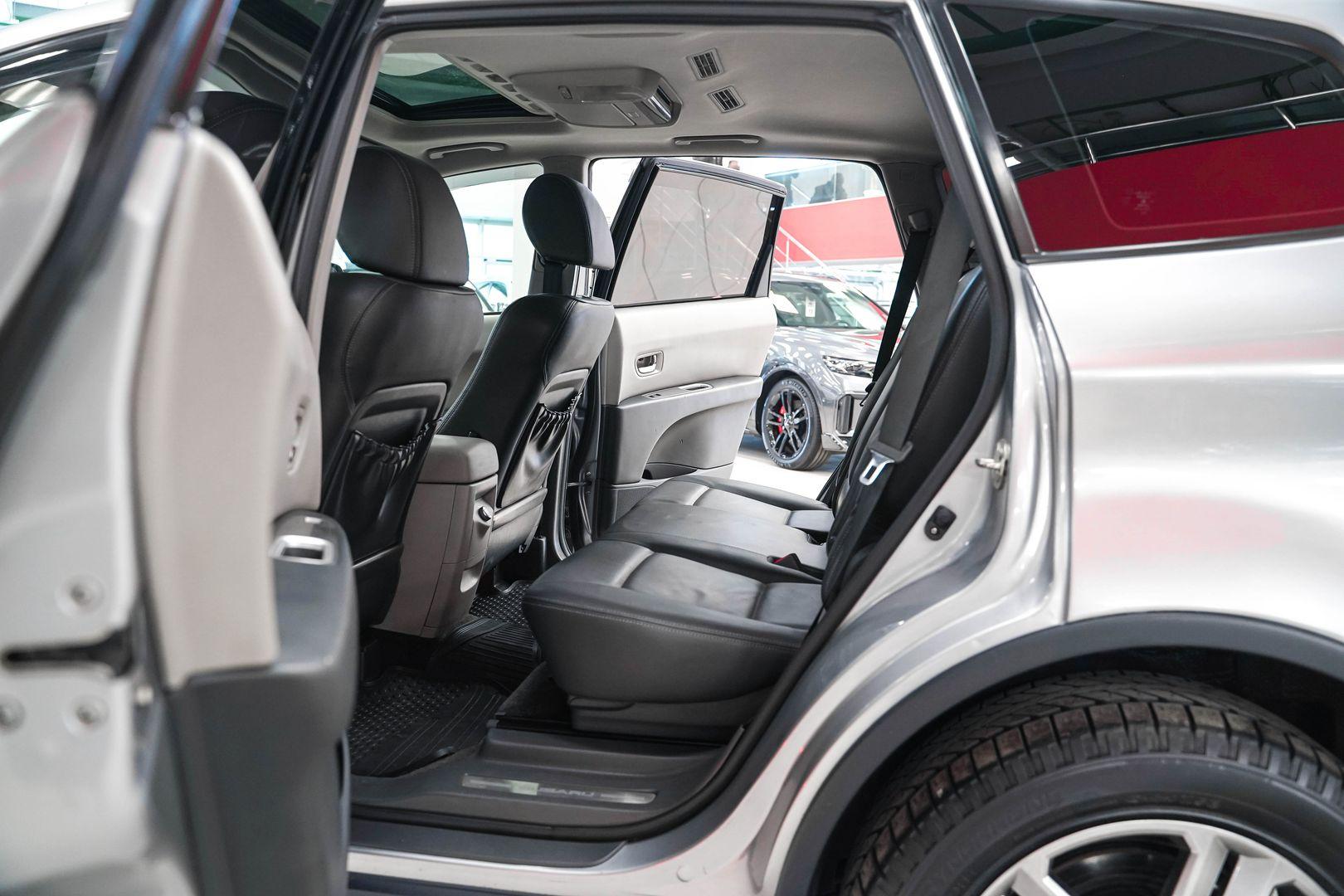 Subaru Tribeca 2011, серебряный, ДЦ Орехово
