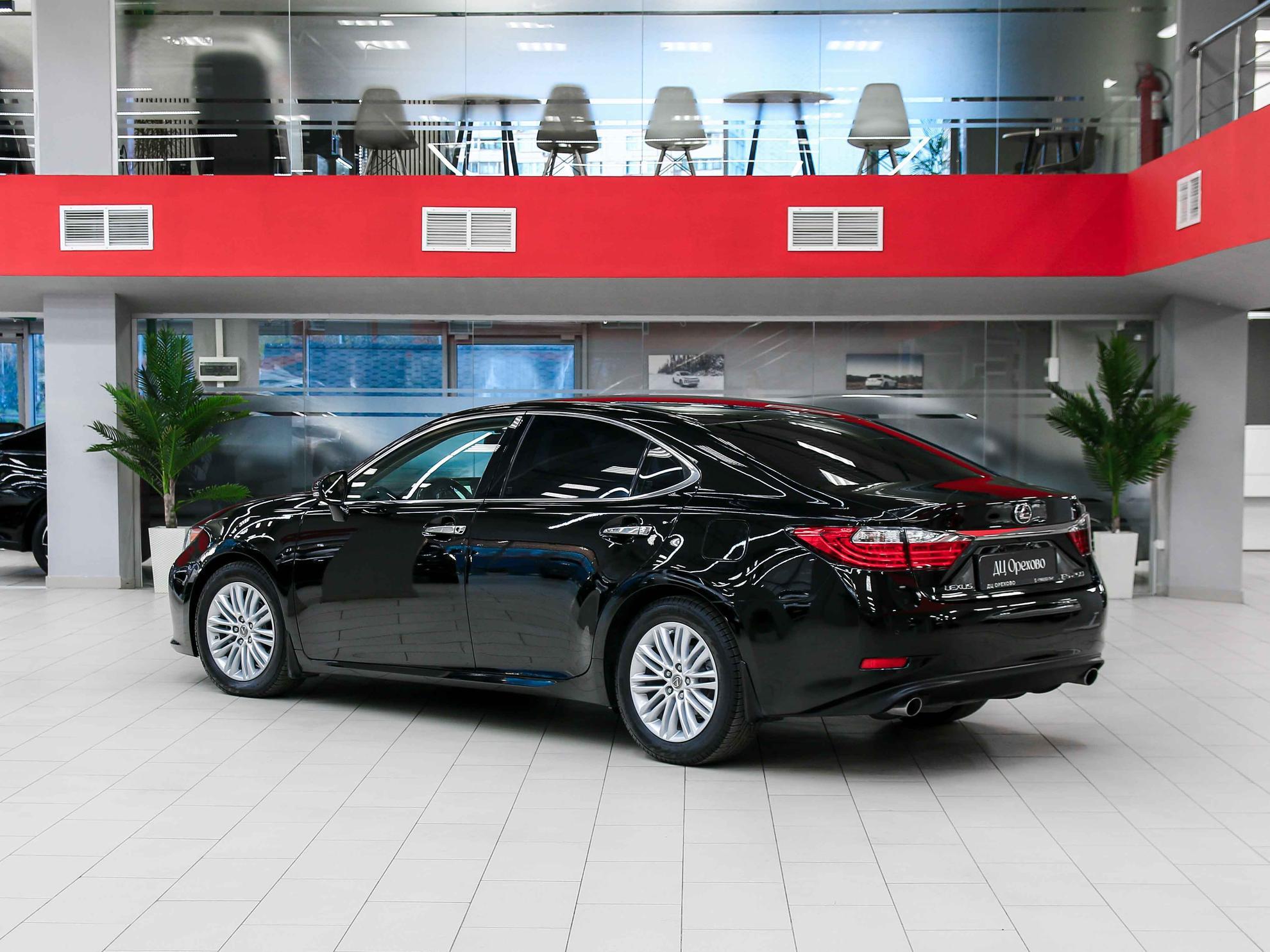 Lexus ES 2014, черный, ДЦ Орехово