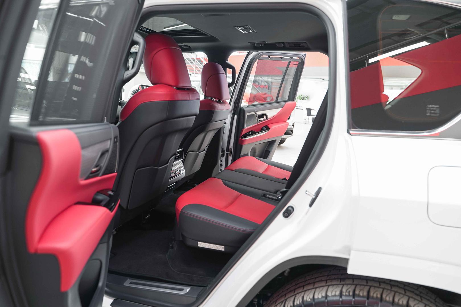 Lexus LX 2026, белый, ДЦ Орехово