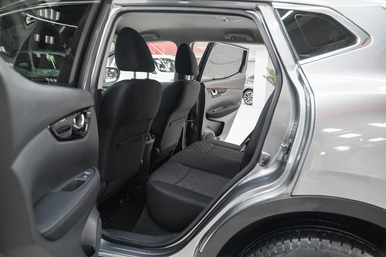Nissan Qashqai 2014, серый, ДЦ Орехово