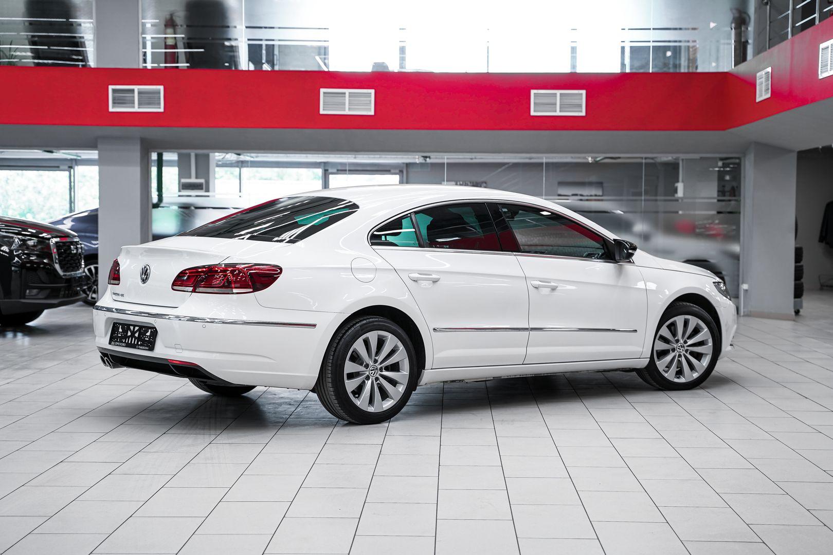 Volkswagen Passat CC 2013, белый, ДЦ Орехово