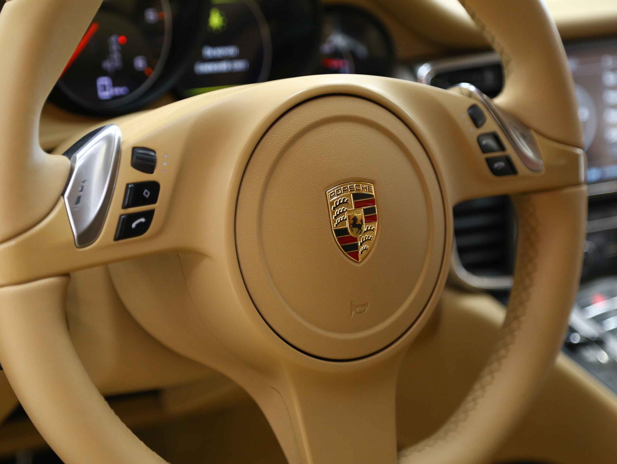 Porsche Panamera 2012, коричневый, ДЦ Орехово