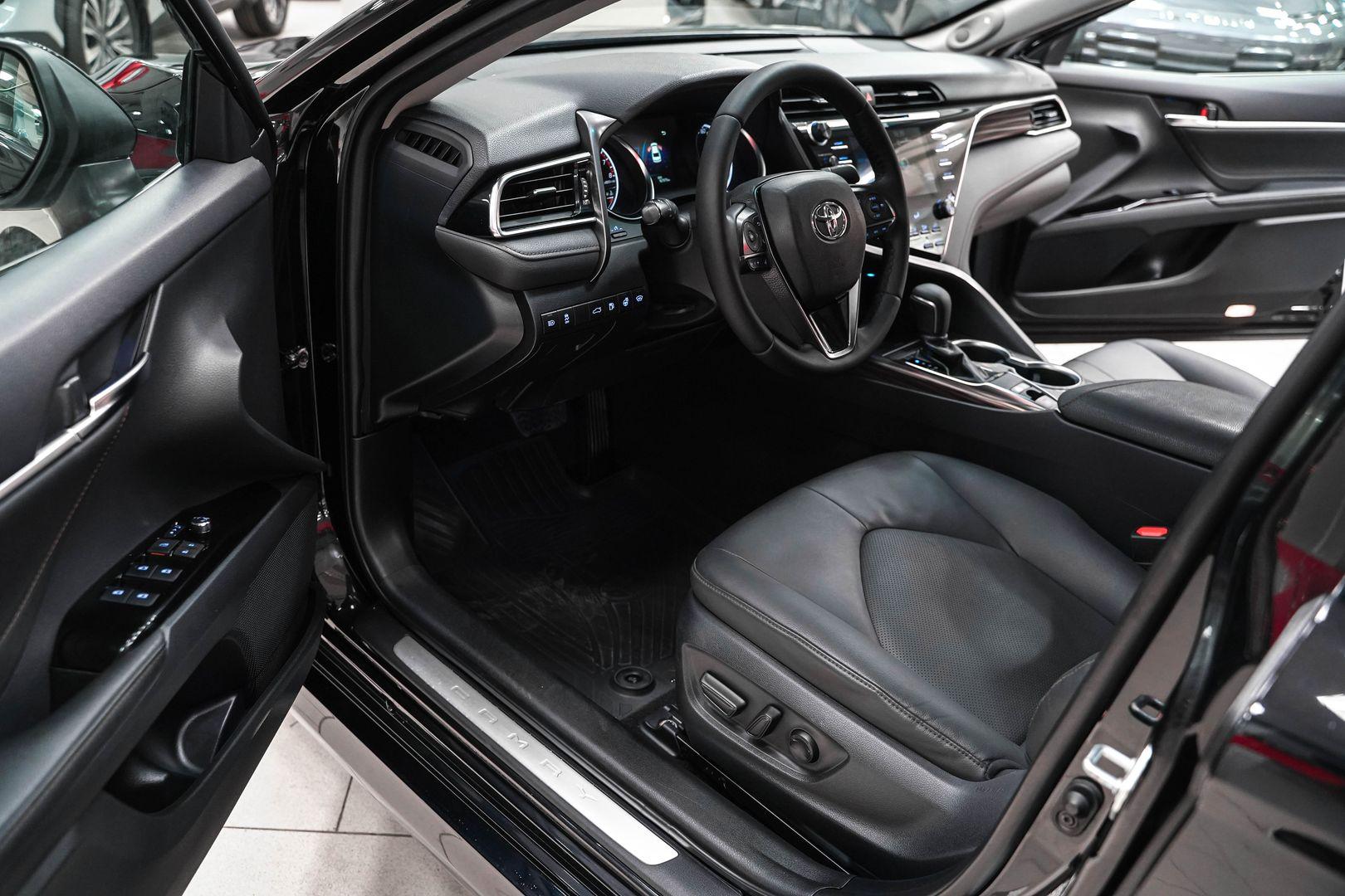 Toyota Camry 2018, черный, ДЦ Орехово