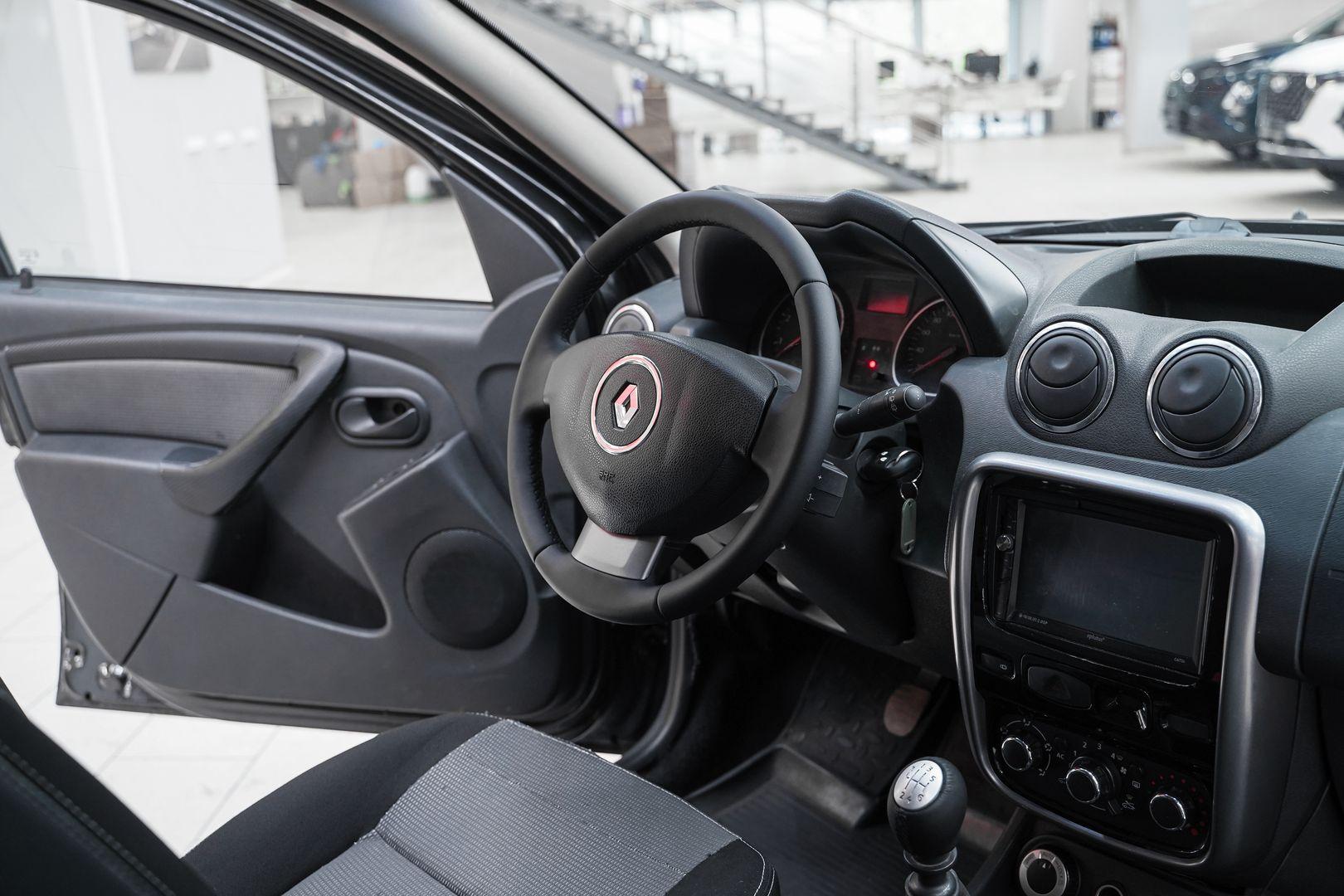 Renault Duster 2013, черный, ДЦ Орехово
